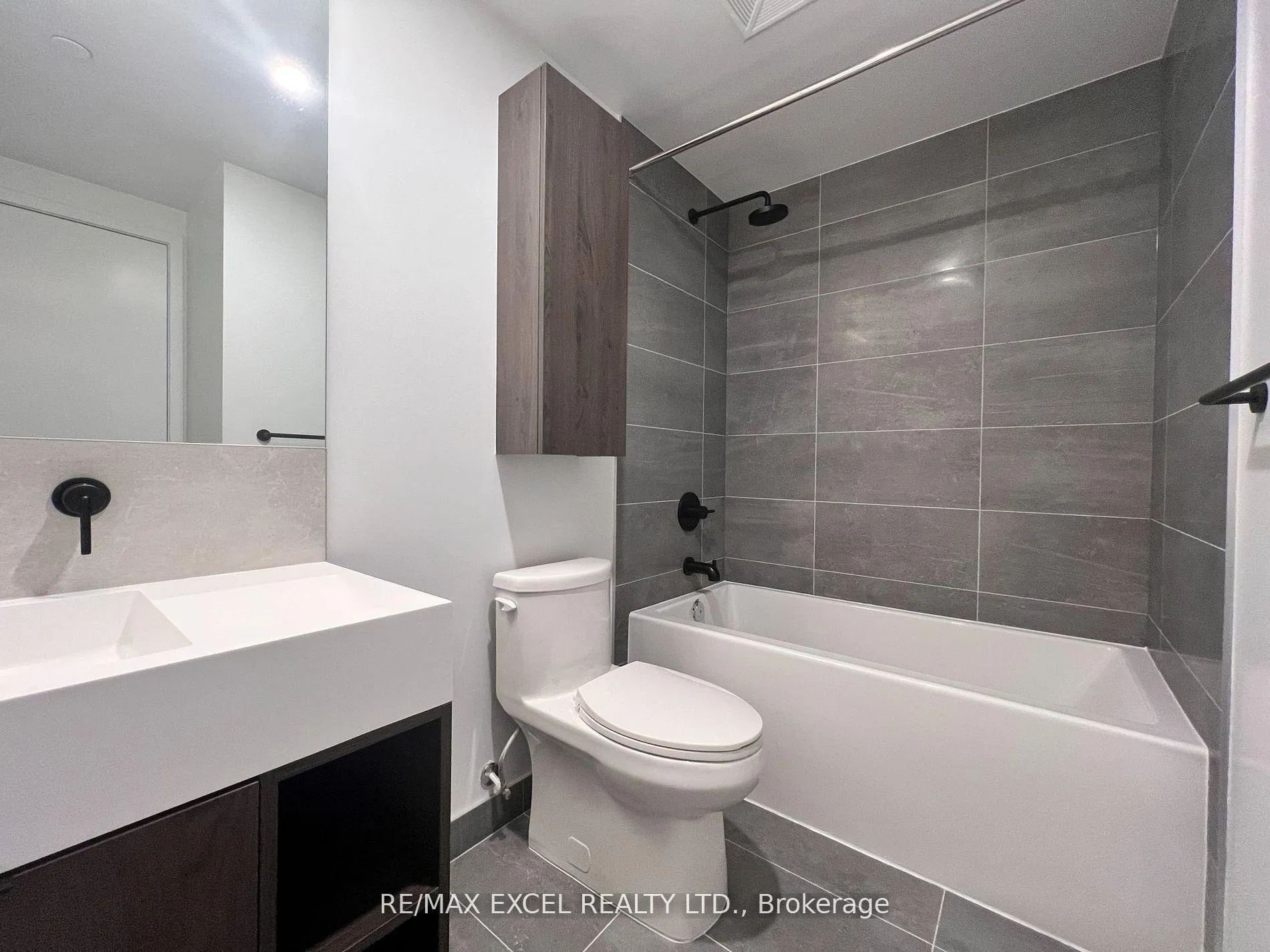 Photo 6 of Unit 3903, 108 Peter Street, Toronto, Waterfront Communities — HOMEH