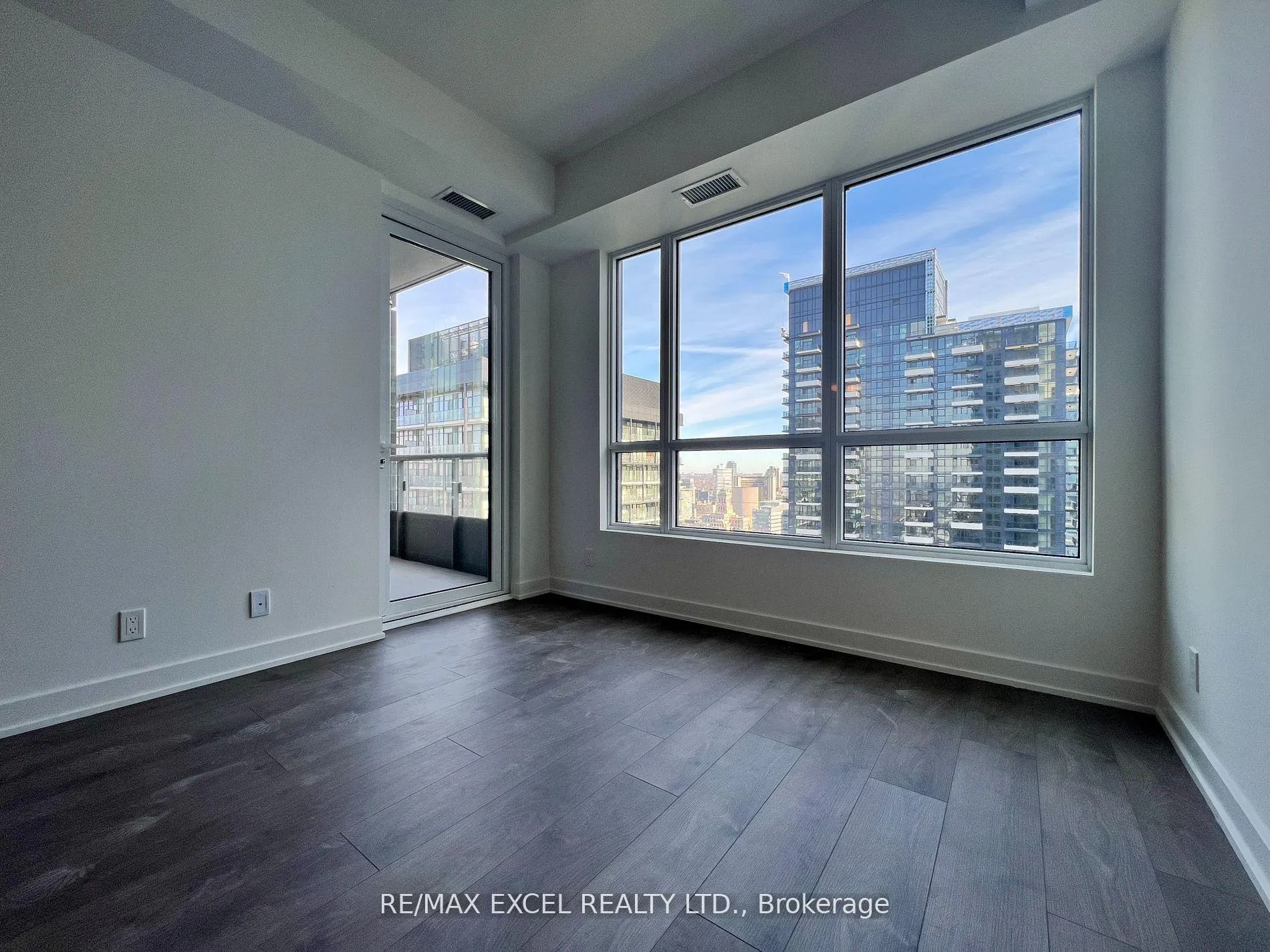 Photo 7 of Unit 3903, 108 Peter Street, Toronto, Waterfront Communities — HOMEH