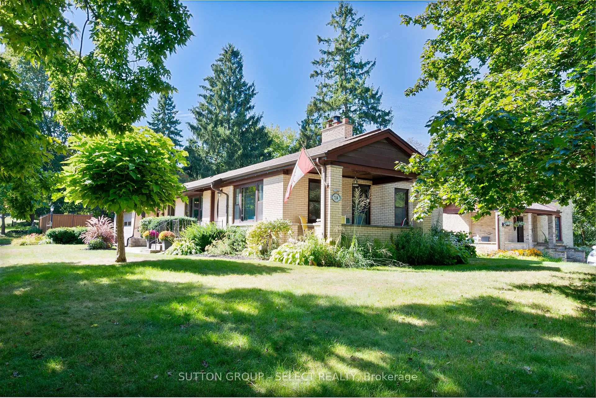 Photo 3 of 714 Springbank Drive, London, South C — HOMEH