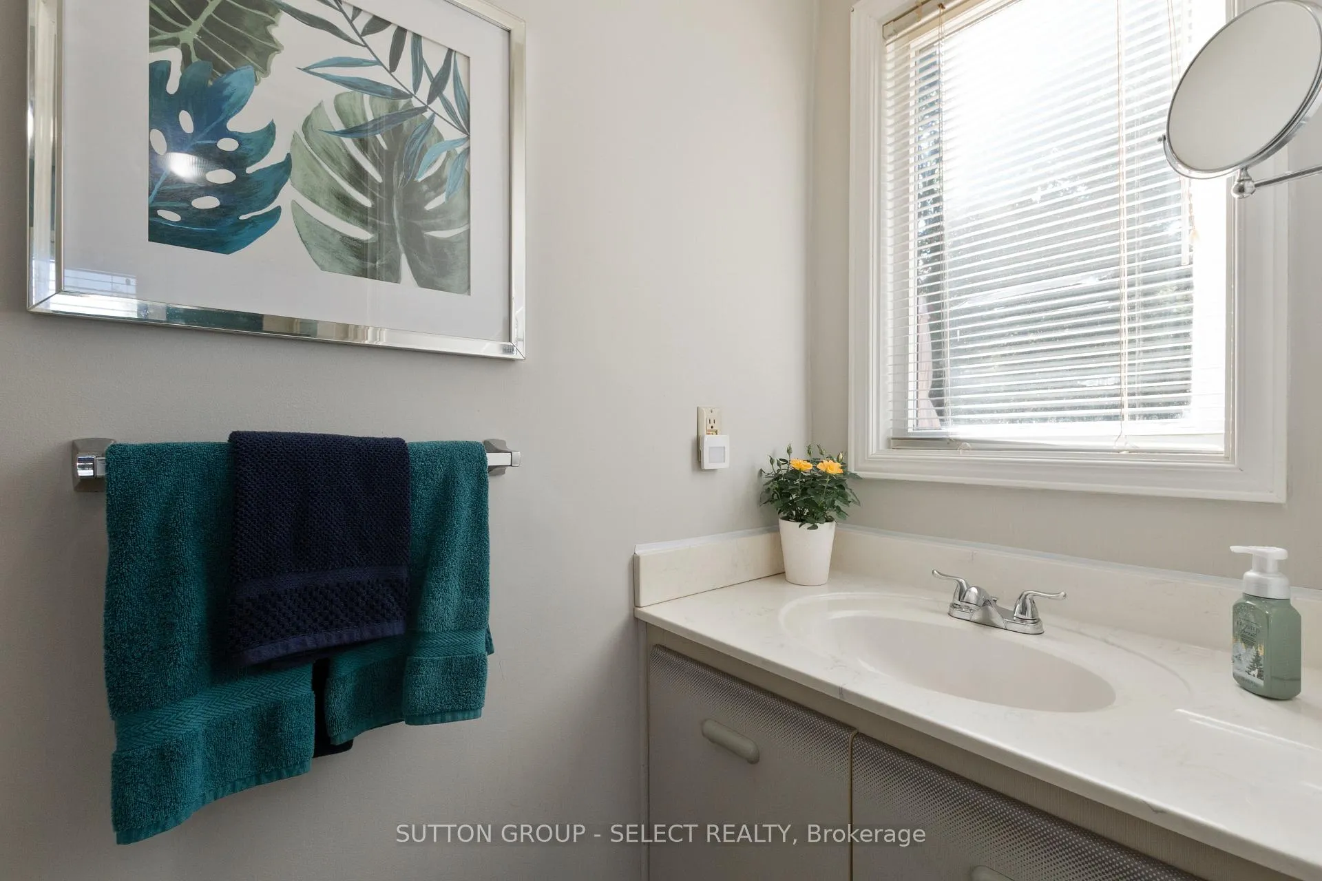 Photo 16 of 714 Springbank Drive, London, South C — HOMEH