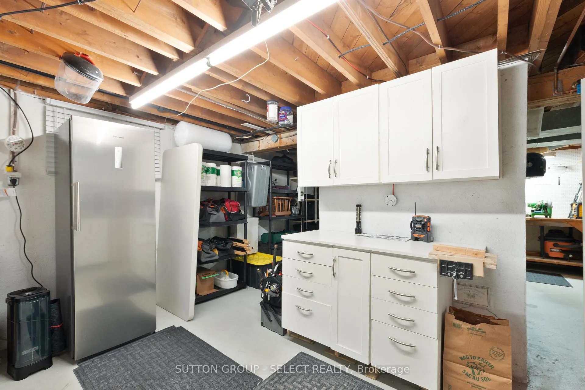 Photo 29 of 714 Springbank Drive, London, South C — HOMEH