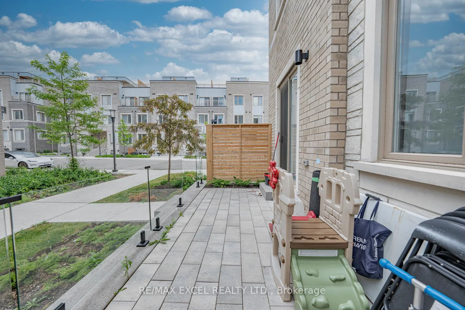 Photo 7 of 3 Mable Smith Way, Vaughan, Vaughan Corporate Centre — HOMEH