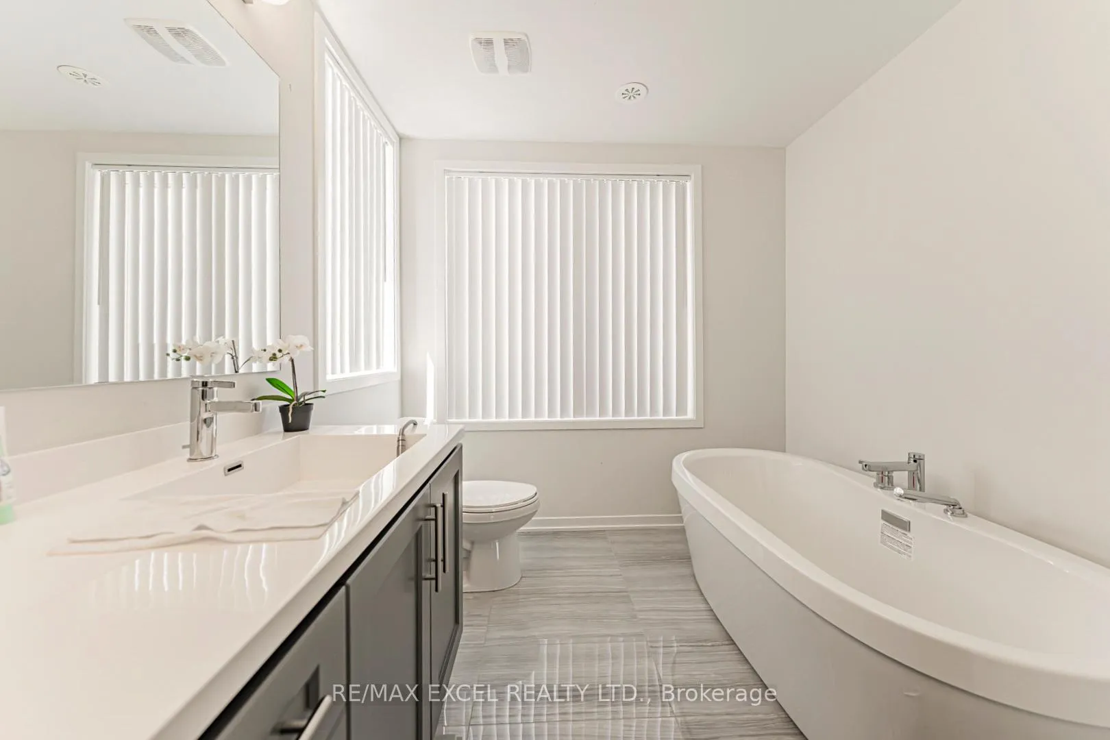 Photo 16 of 3 Mable Smith Way, Vaughan, Vaughan Corporate Centre — HOMEH