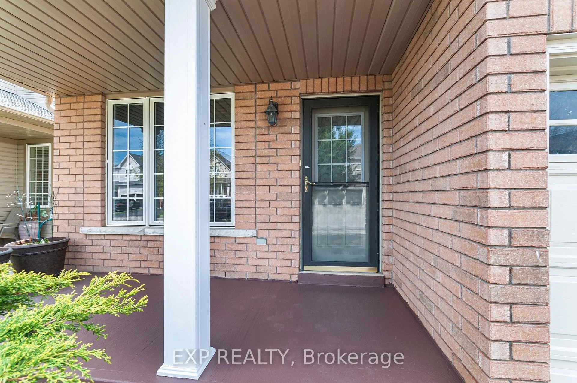 Photo 2 of 1335 Langley Circle, Oshawa, Pinecrest — HOMEH