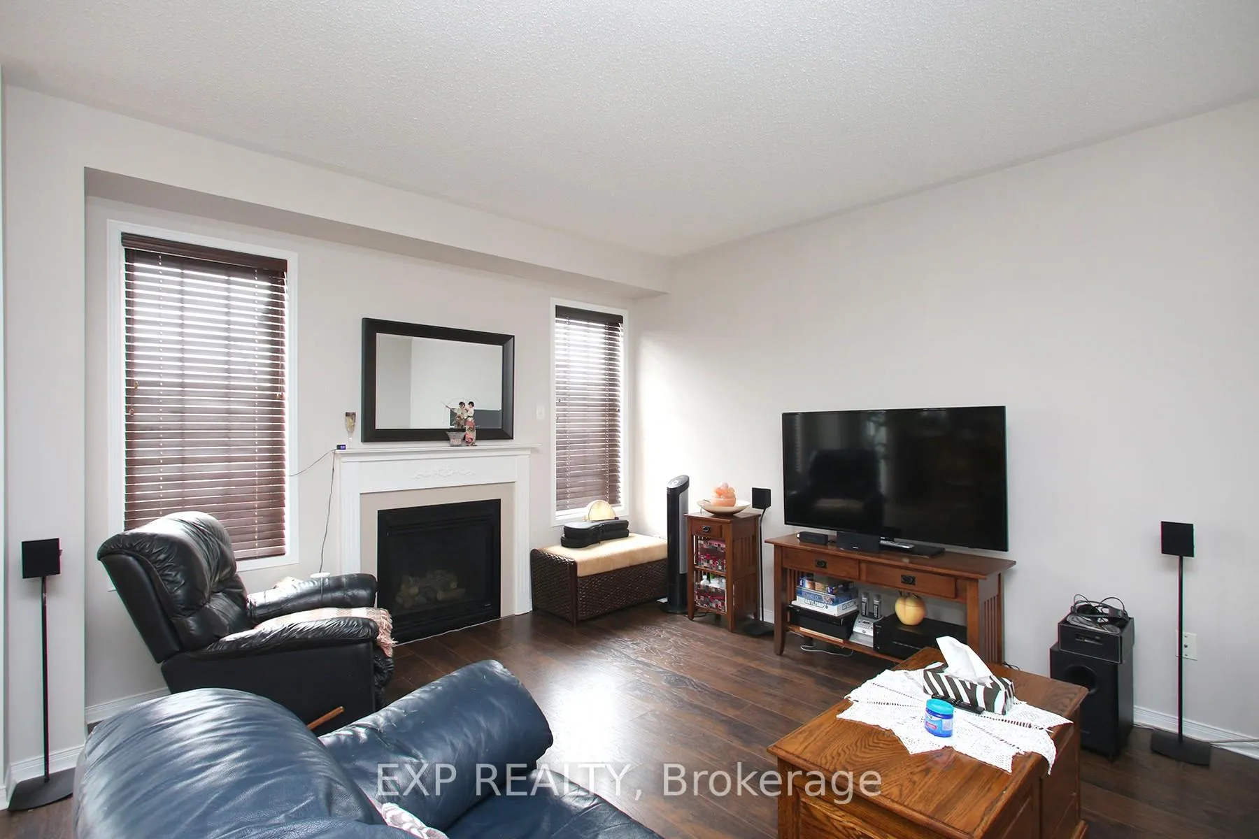 Photo 13 of 1335 Langley Circle, Oshawa, Pinecrest — HOMEH