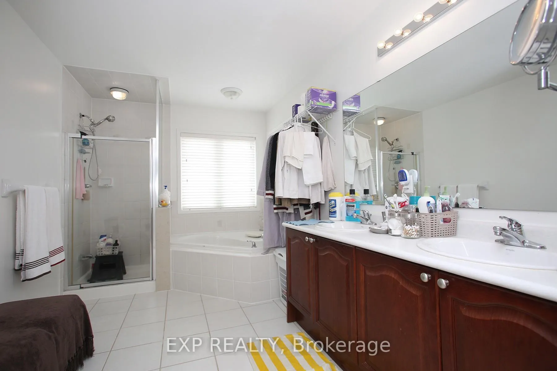 Photo 20 of 1335 Langley Circle, Oshawa, Pinecrest — HOMEH