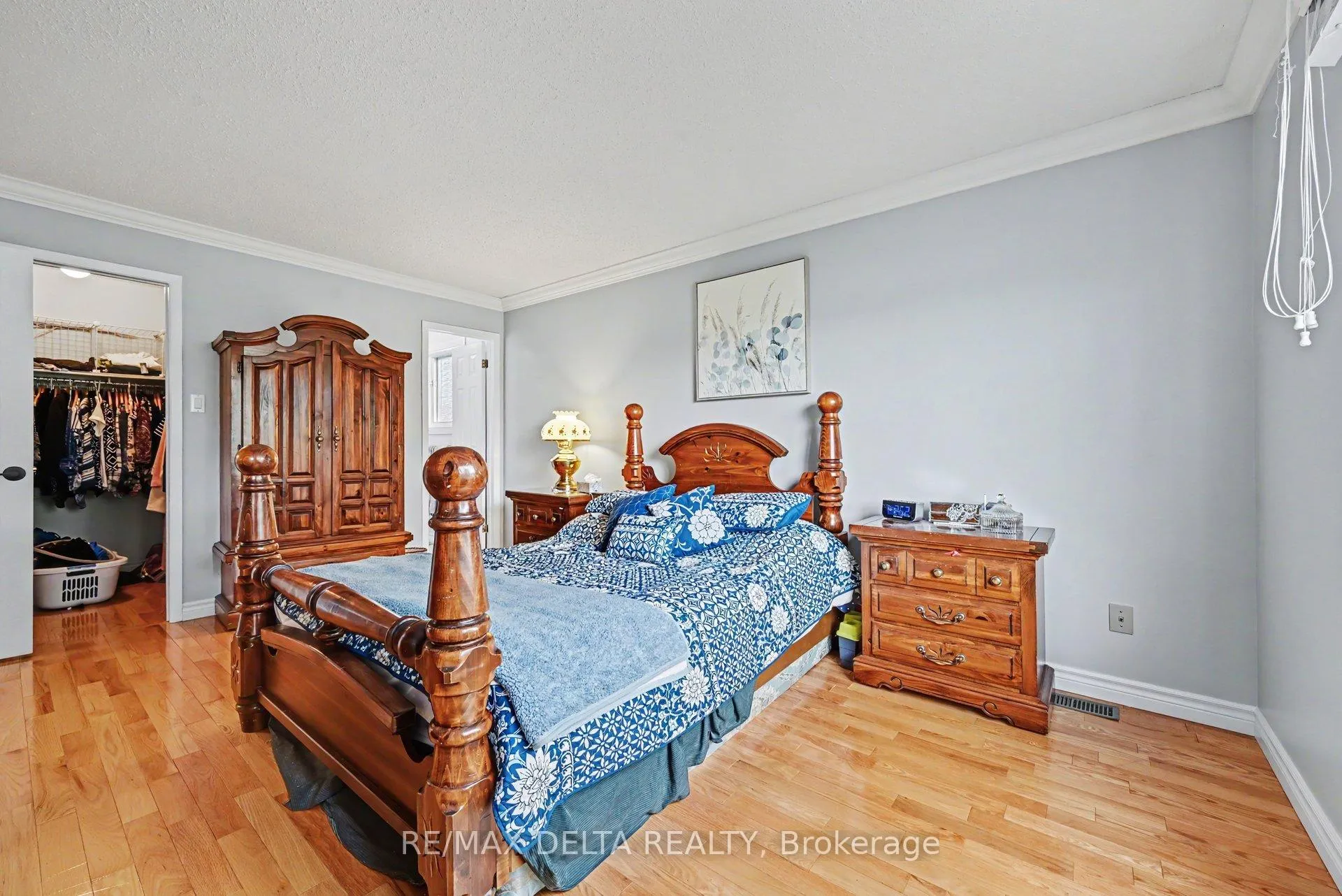 Photo 27 of 1462 Laurin Crescent, Ottawa, Bilberry Creek/Queenswood Heights — HOMEH