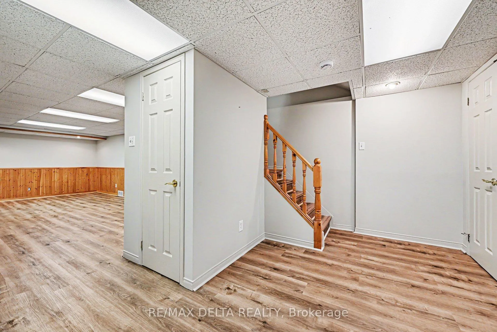 Photo 35 of 1462 Laurin Crescent, Ottawa, Bilberry Creek/Queenswood Heights — HOMEH