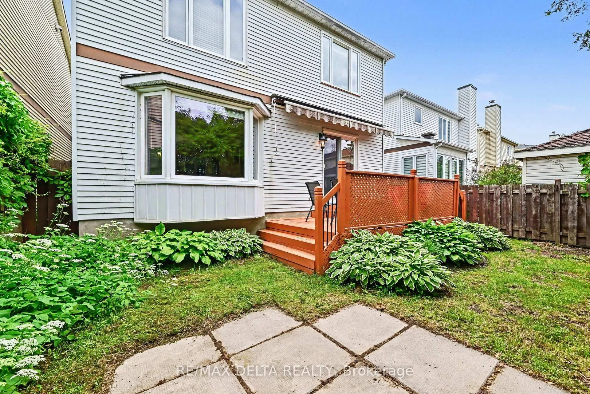Photo 42 of 1462 Laurin Crescent, Ottawa, Bilberry Creek/Queenswood Heights — HOMEH