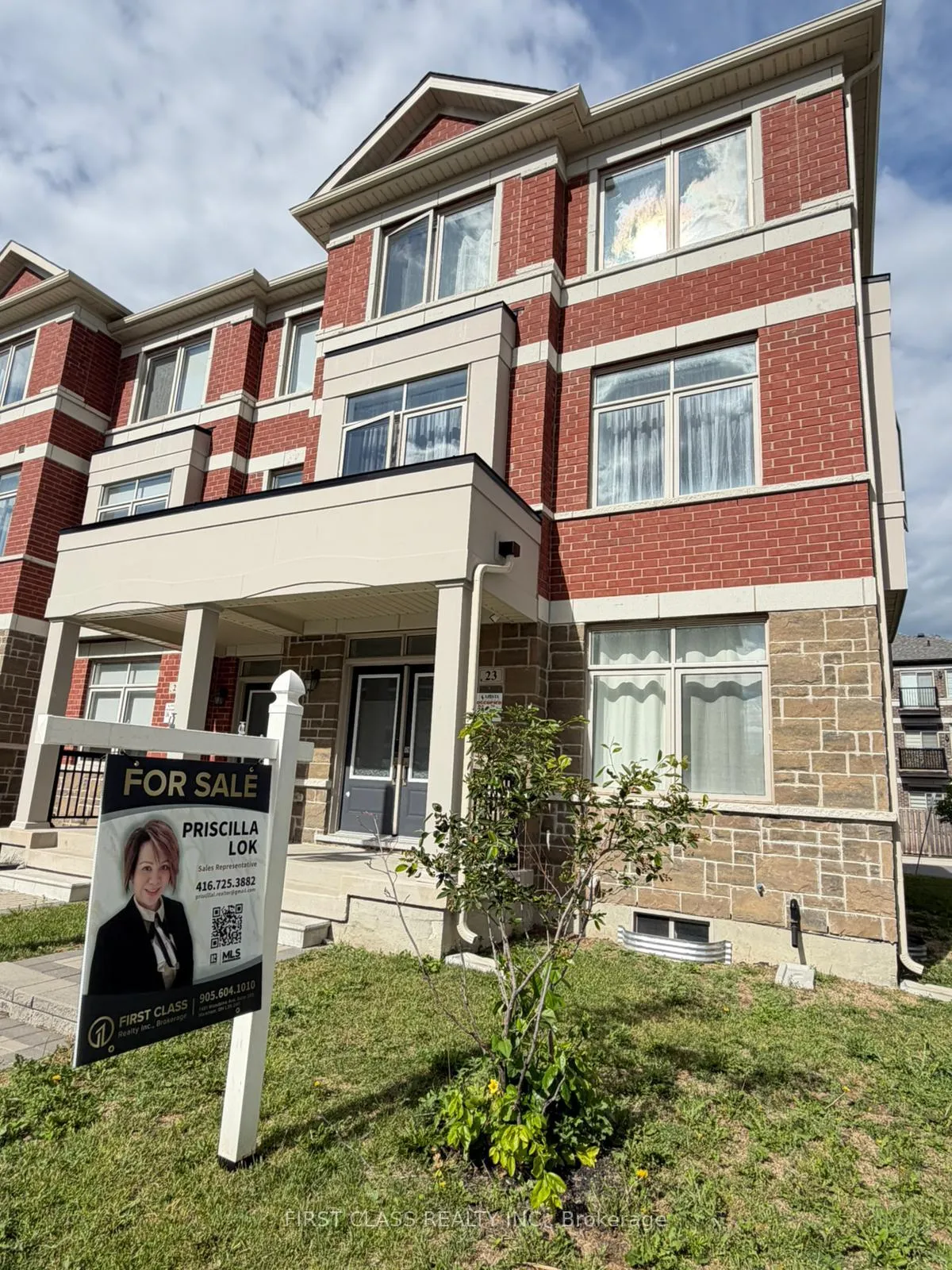 Photo 3 of 23 Floyd Ford Way, Markham, Cedar Grove — HOMEH