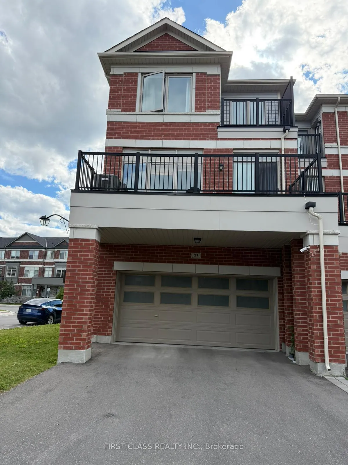 Photo 7 of 23 Floyd Ford Way, Markham, Cedar Grove — HOMEH
