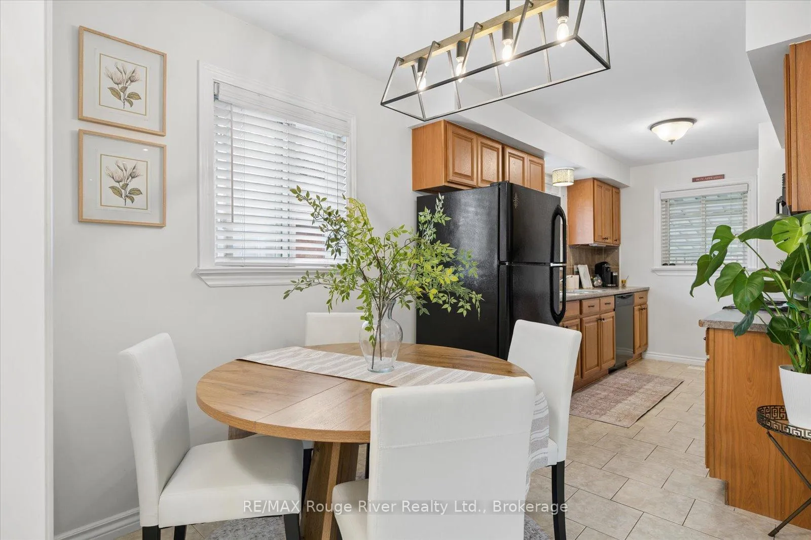Photo 12 of 270 Windsor Street, Oshawa, Donevan — HOMEH