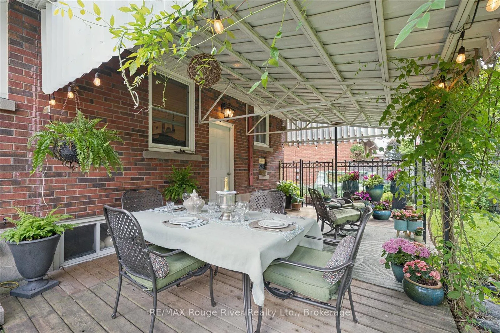 Photo 36 of 270 Windsor Street, Oshawa, Donevan — HOMEH