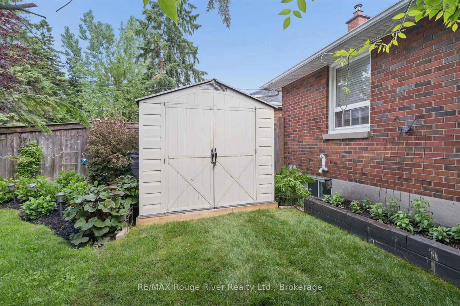 Photo 37 of 270 Windsor Street, Oshawa, Donevan — HOMEH