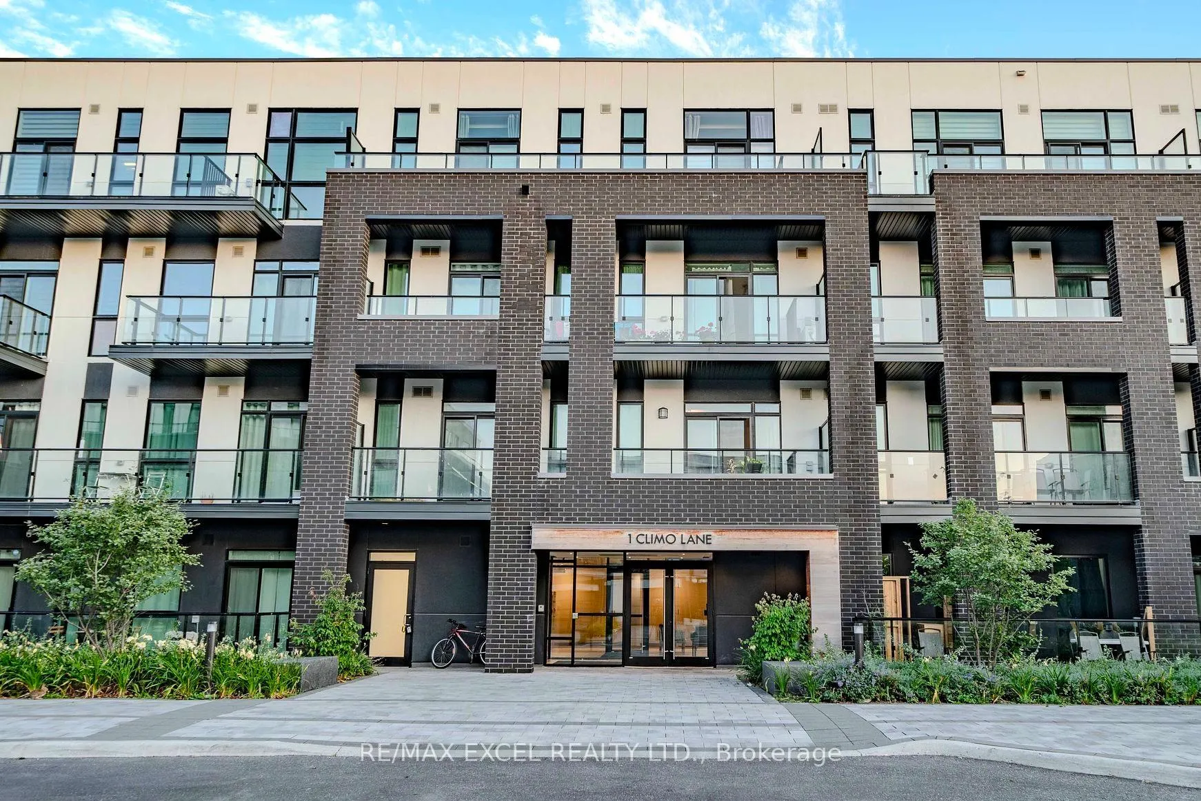 Photo 2 of Unit 502, 1 Climo Lane, Markham, Wismer — HOMEH