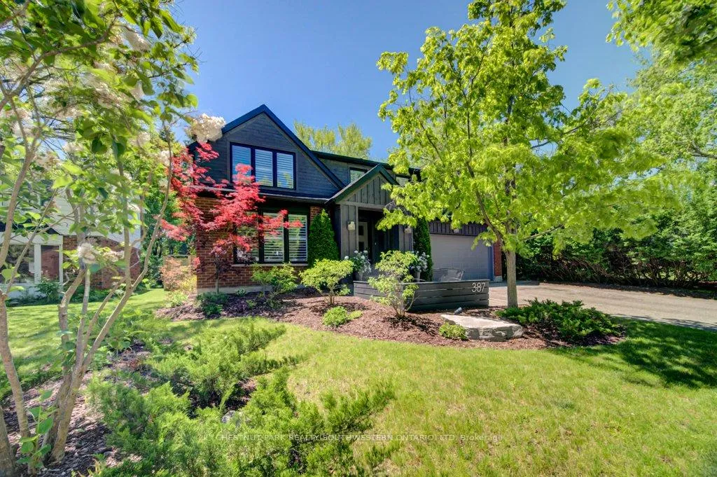 Photo 4 of 387 Stillmeadow Circle, Waterloo — HOMEH