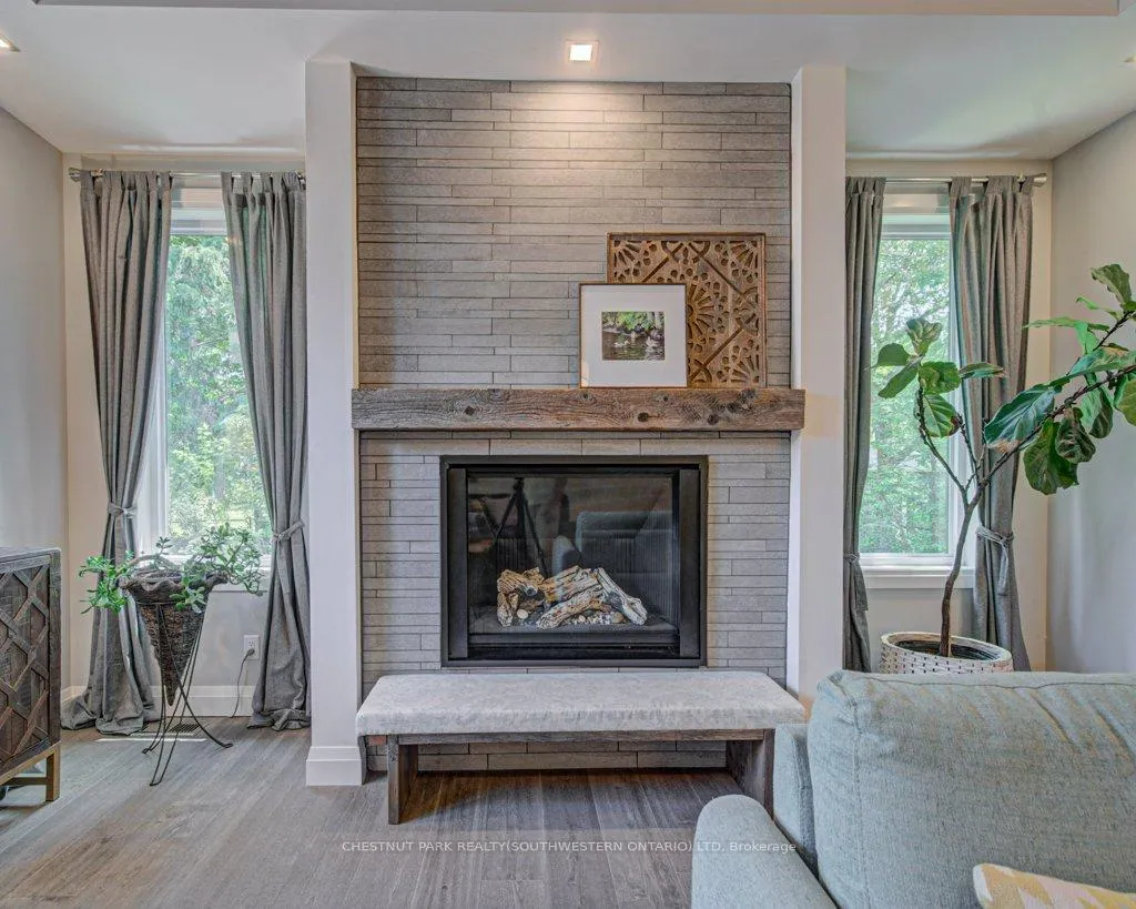 Photo 6 of 387 Stillmeadow Circle, Waterloo — HOMEH