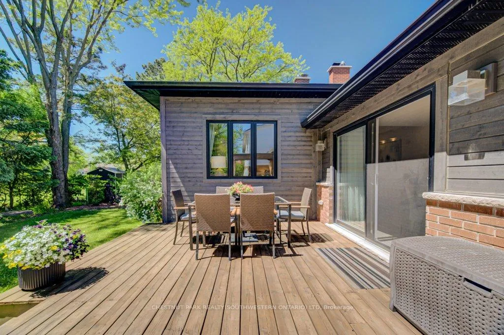 Photo 45 of 387 Stillmeadow Circle, Waterloo — HOMEH