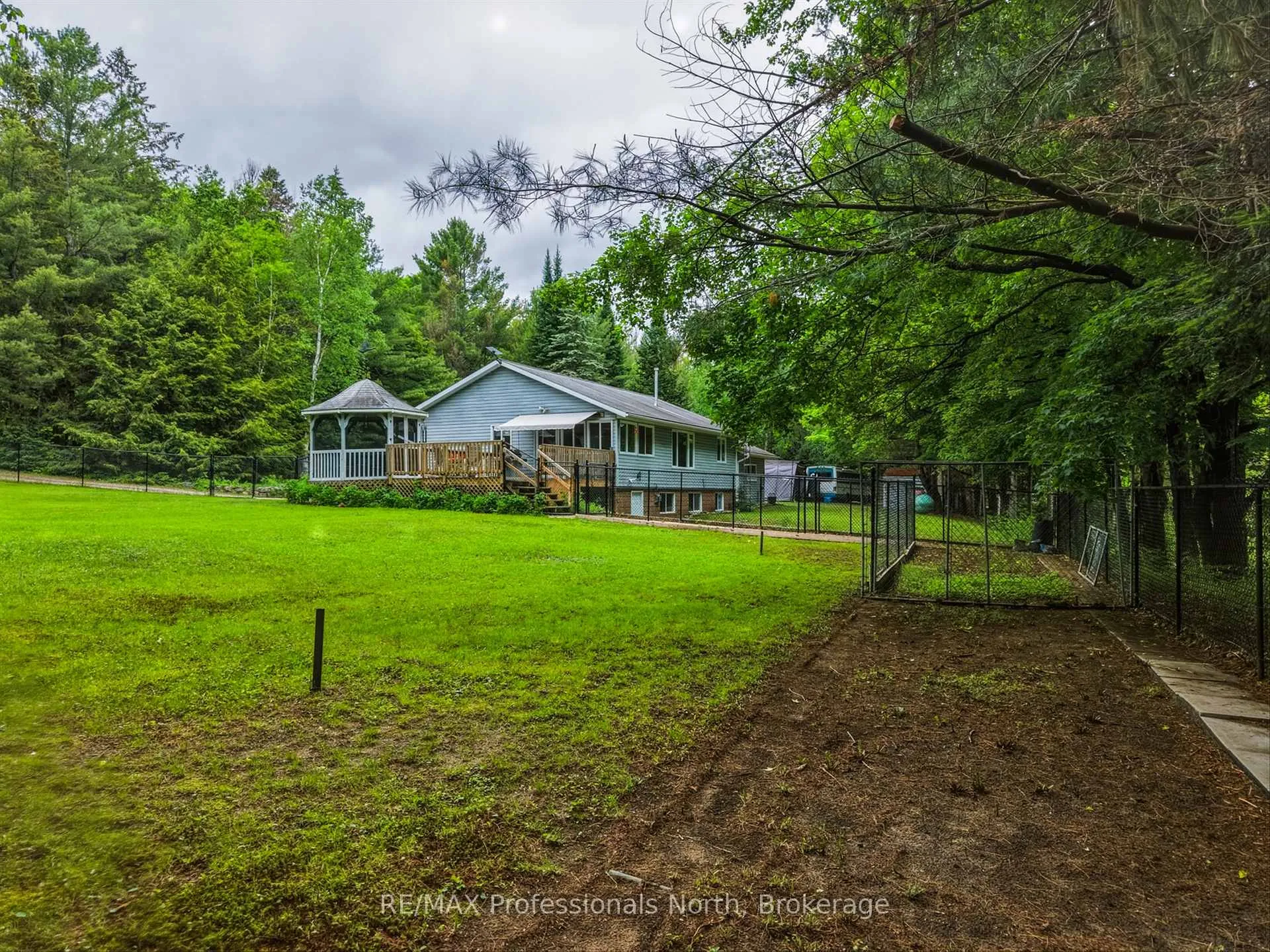 Photo 4 of 1020 Colony Road, Bracebridge — HOMEH