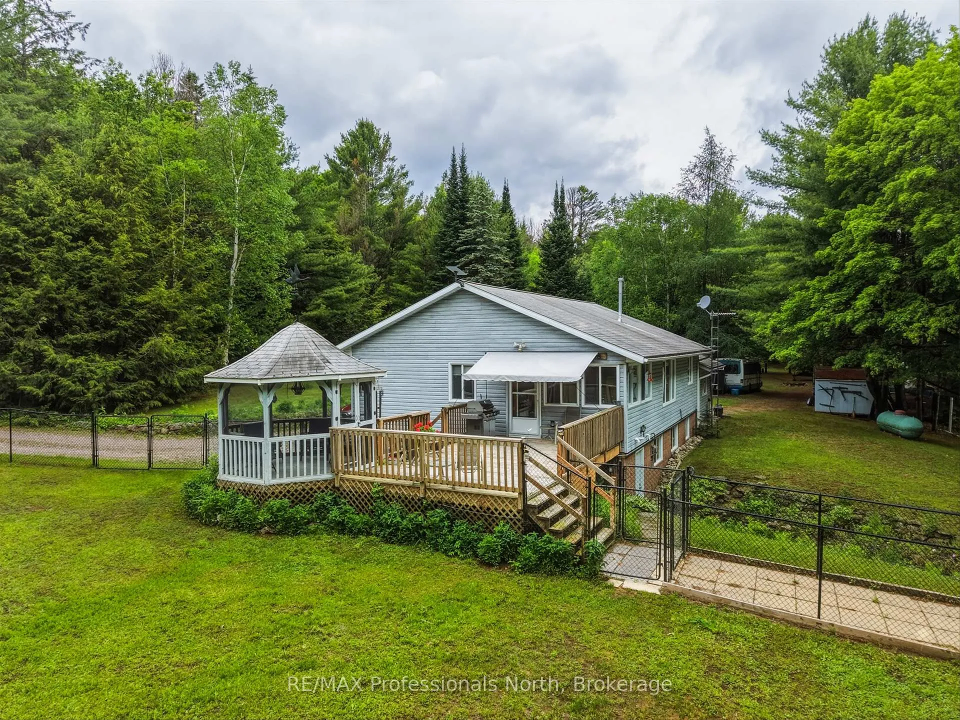 Photo 5 of 1020 Colony Road, Bracebridge — HOMEH