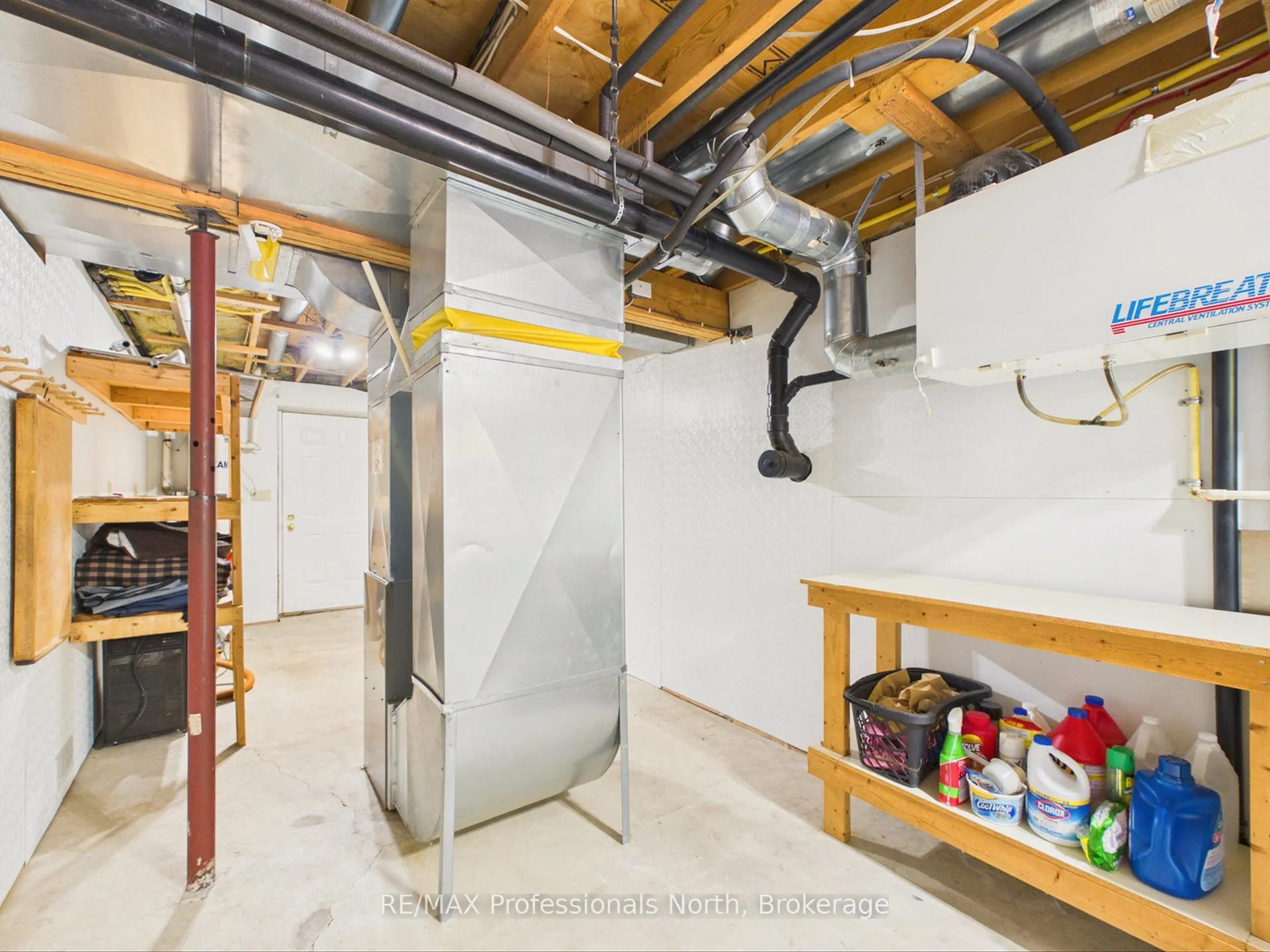 Photo 34 of 1020 Colony Road, Bracebridge — HOMEH
