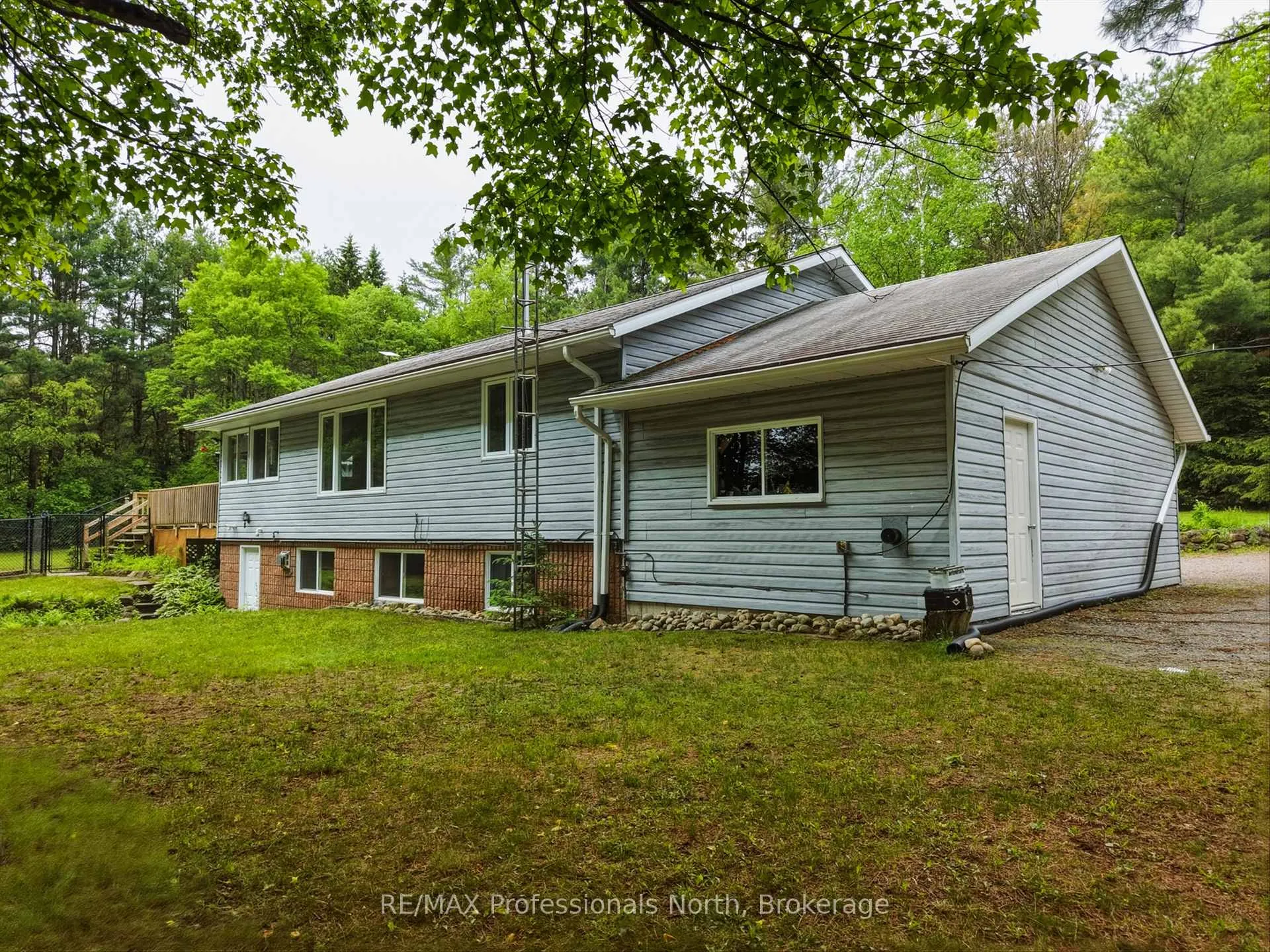 Photo 42 of 1020 Colony Road, Bracebridge — HOMEH
