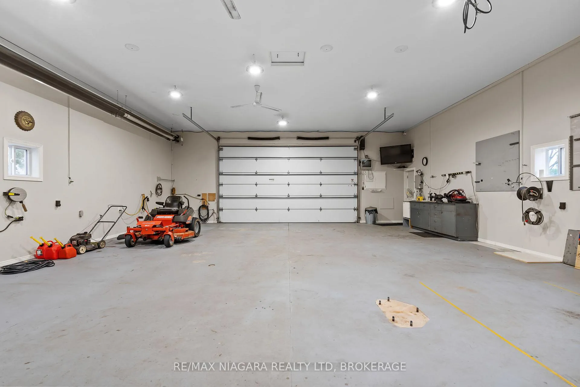 Photo 31 of 11558 Hwy 3, Wainfleet, Marshville/Winger — HOMEH