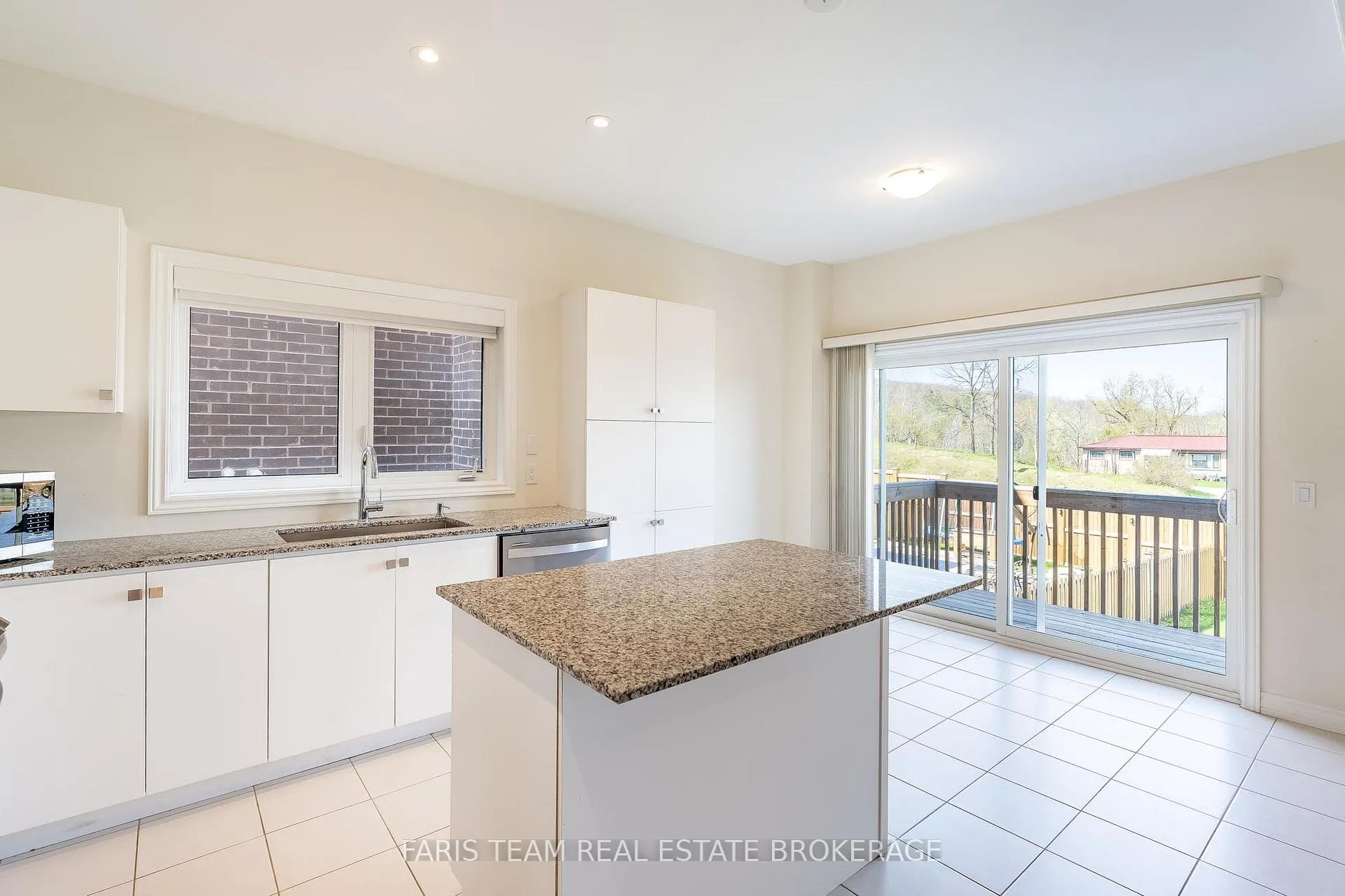 Photo 6 of 175 Muirfield Drive, Barrie, Ardagh — HOMEH