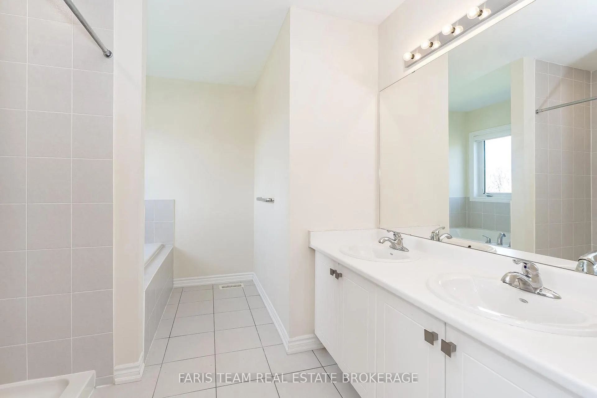 Photo 12 of 175 Muirfield Drive, Barrie, Ardagh — HOMEH