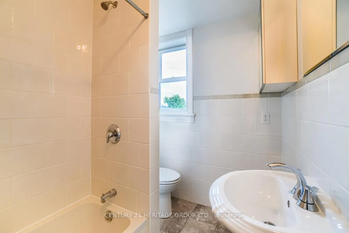 Photo 24 of Unit 2, 57 Beatrice Street, Toronto, Trinity-Bellwoods — HOMEH