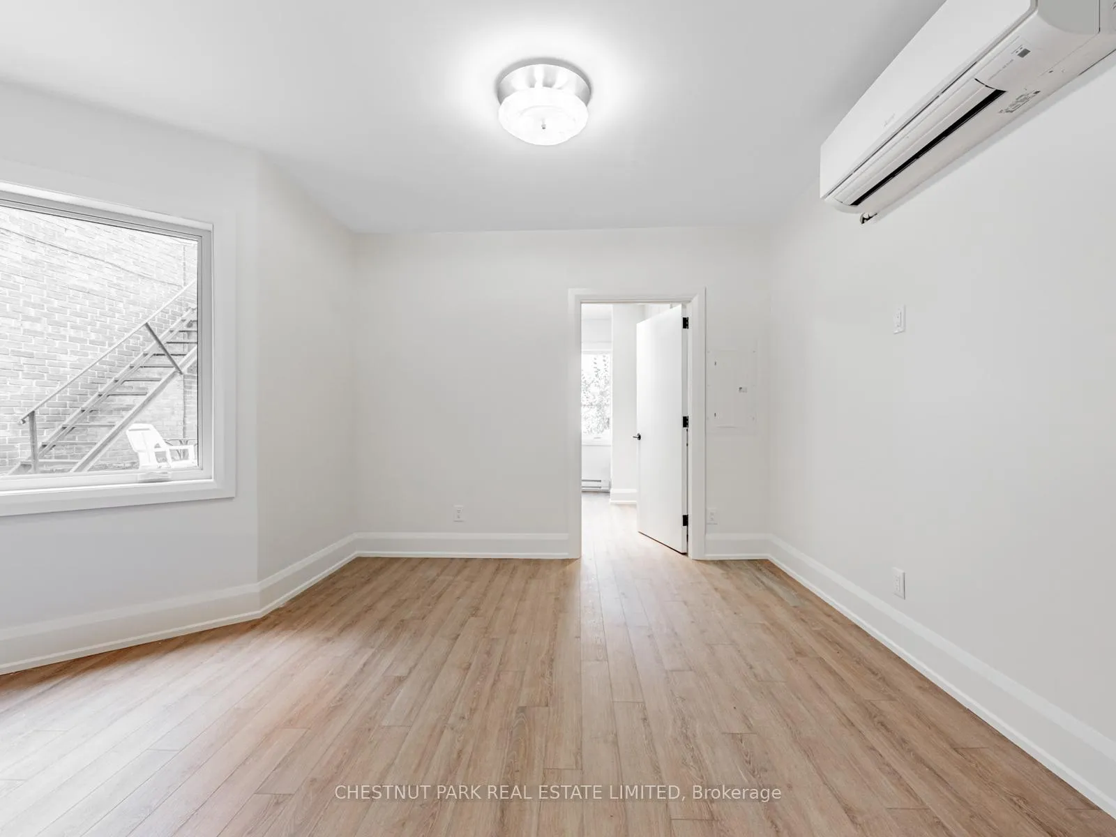 Photo 4 of Unit 3, 2528 Yonge Street, Toronto, Yonge-Eglinton — HOMEH