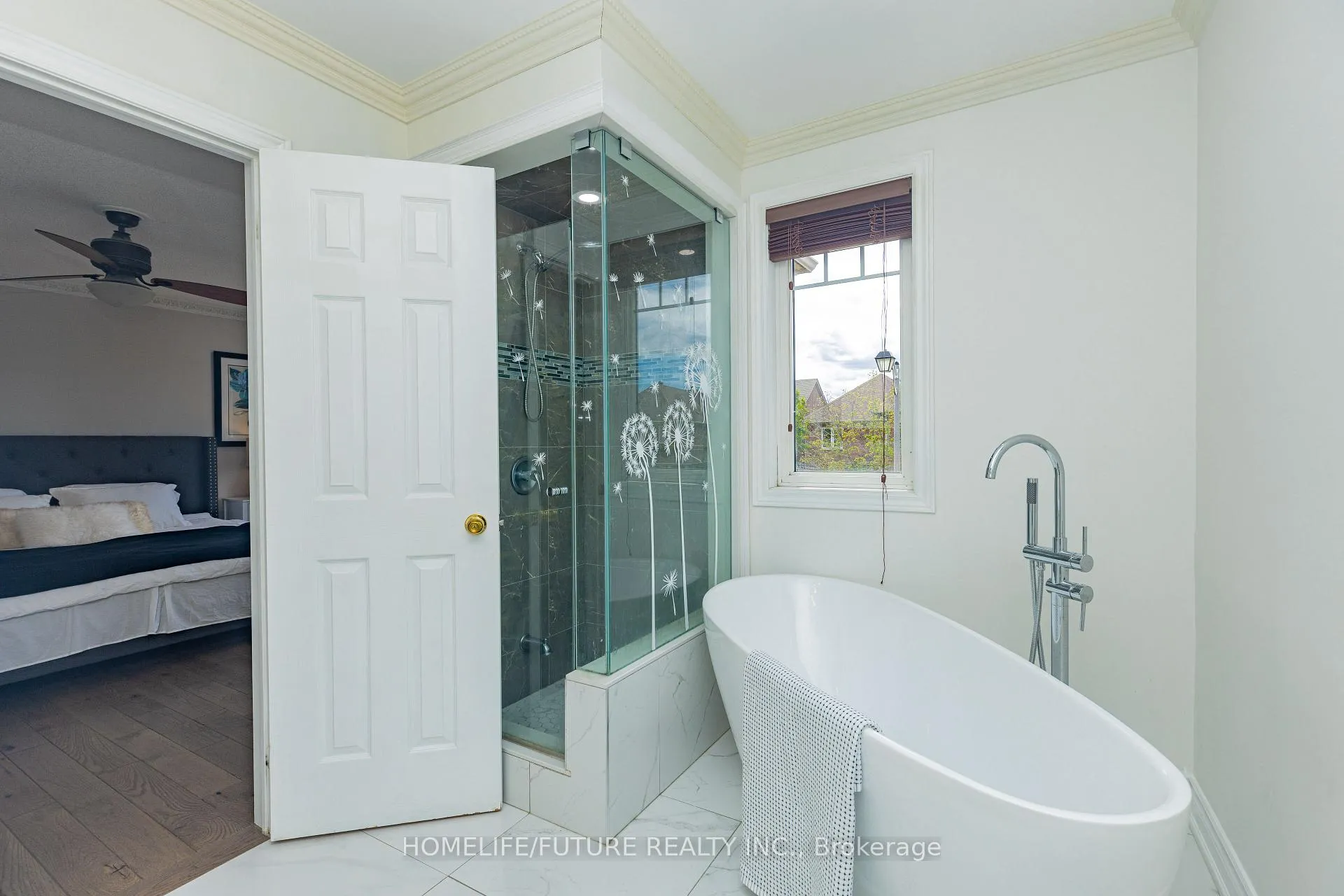Photo 27 of 49 Country Glen Road, Markham, Cornell — HOMEH