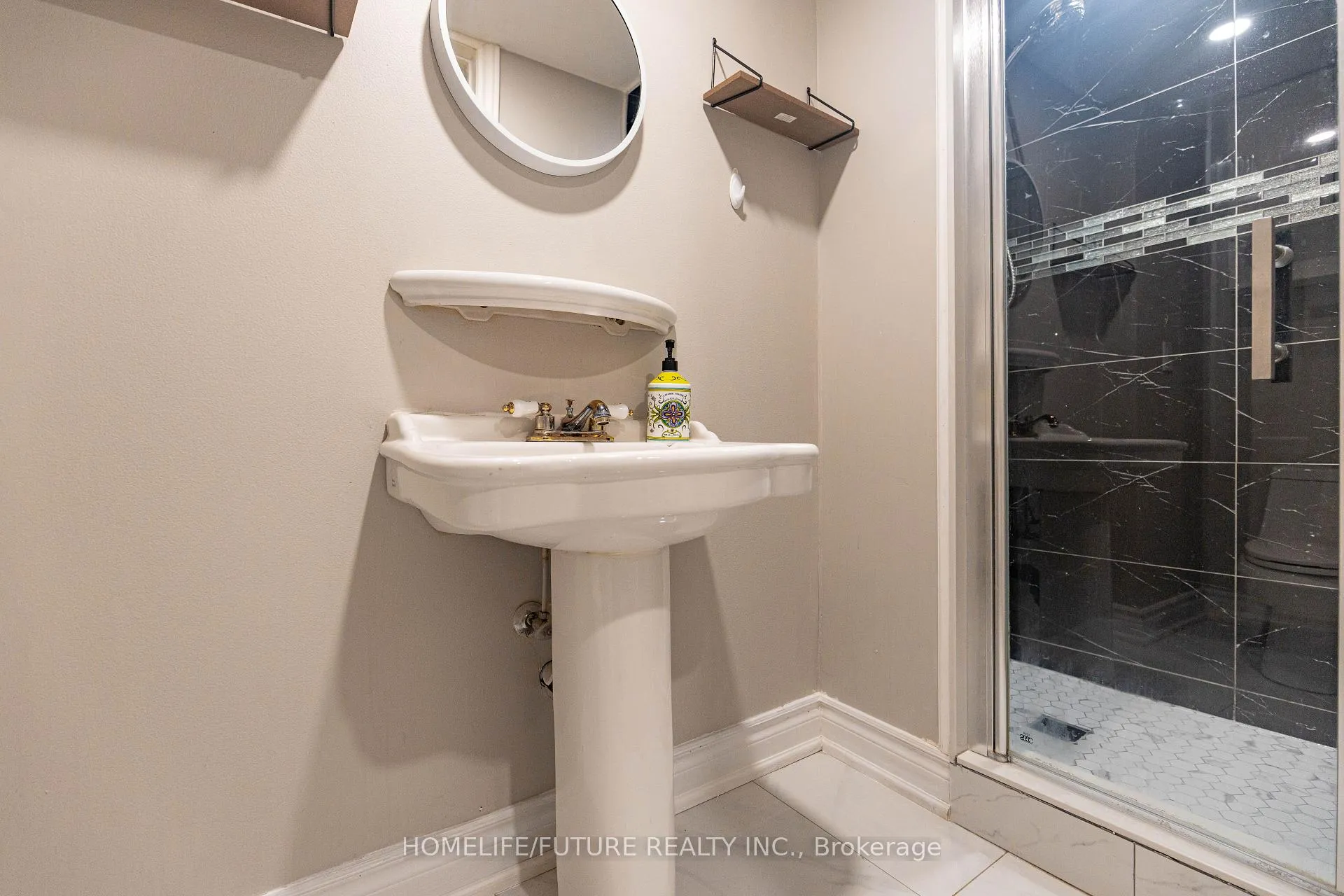 Photo 45 of 49 Country Glen Road, Markham, Cornell — HOMEH