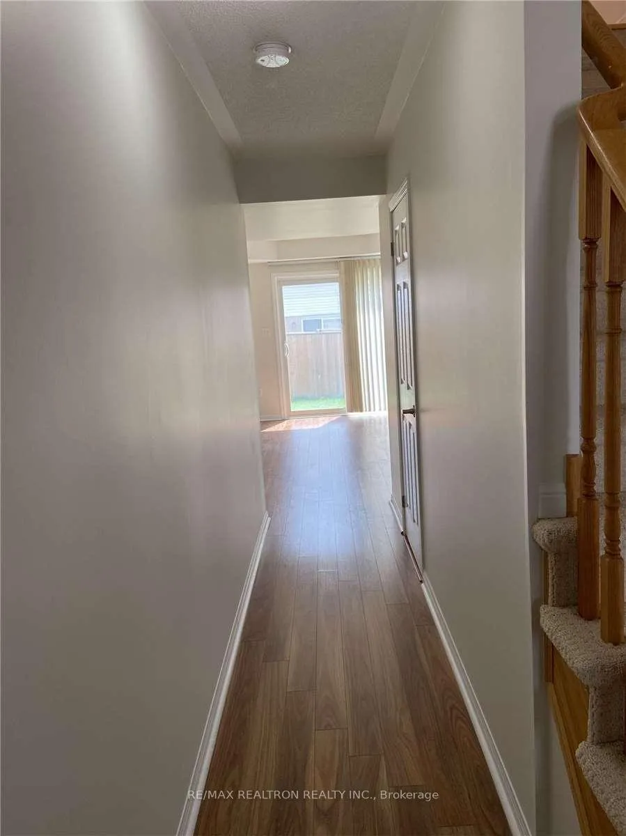 Photo 5 of 23 Sidford Road S, Brampton, Northwest Brampton — HOMEH