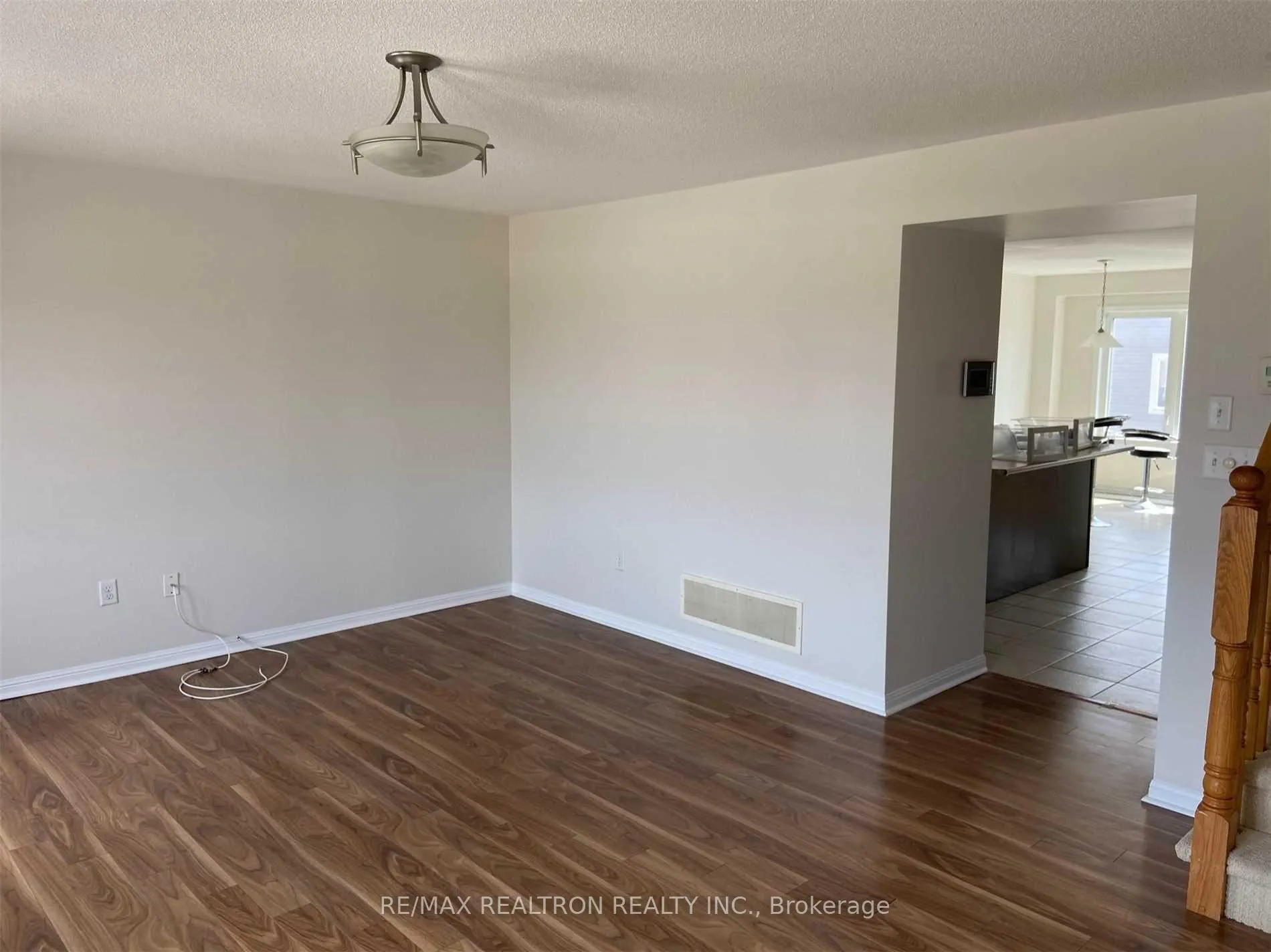 Photo 7 of 23 Sidford Road S, Brampton, Northwest Brampton — HOMEH