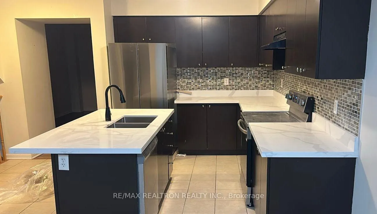 Photo 13 of 23 Sidford Road S, Brampton, Northwest Brampton — HOMEH