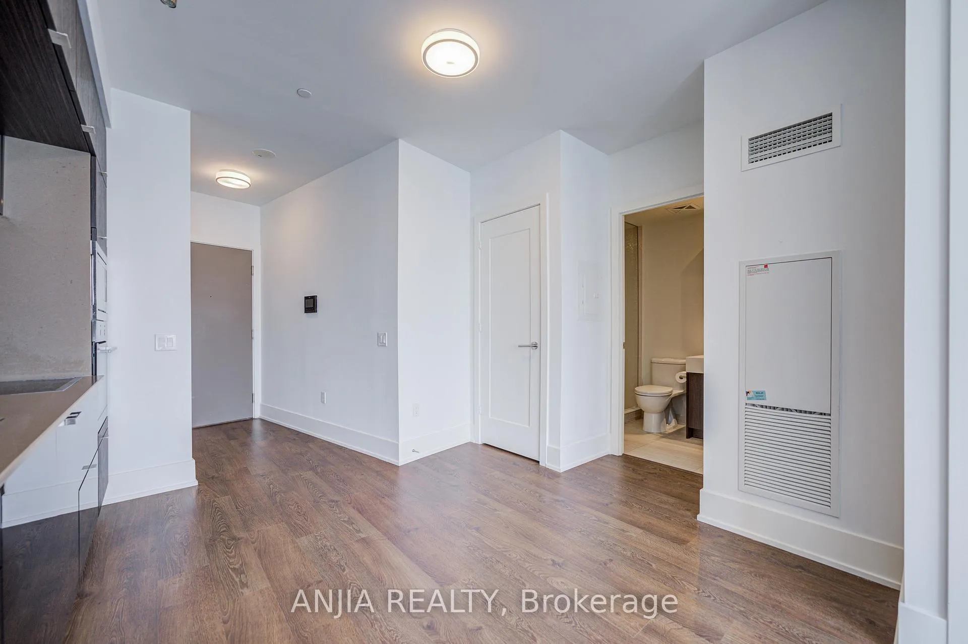 Photo 21 of Unit 5608, 10 York Street, Toronto, Waterfront Communities — HOMEH