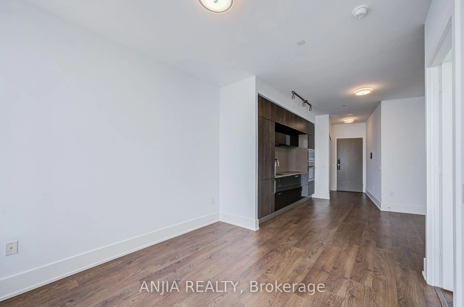 Photo 25 of Unit 5608, 10 York Street, Toronto, Waterfront Communities — HOMEH