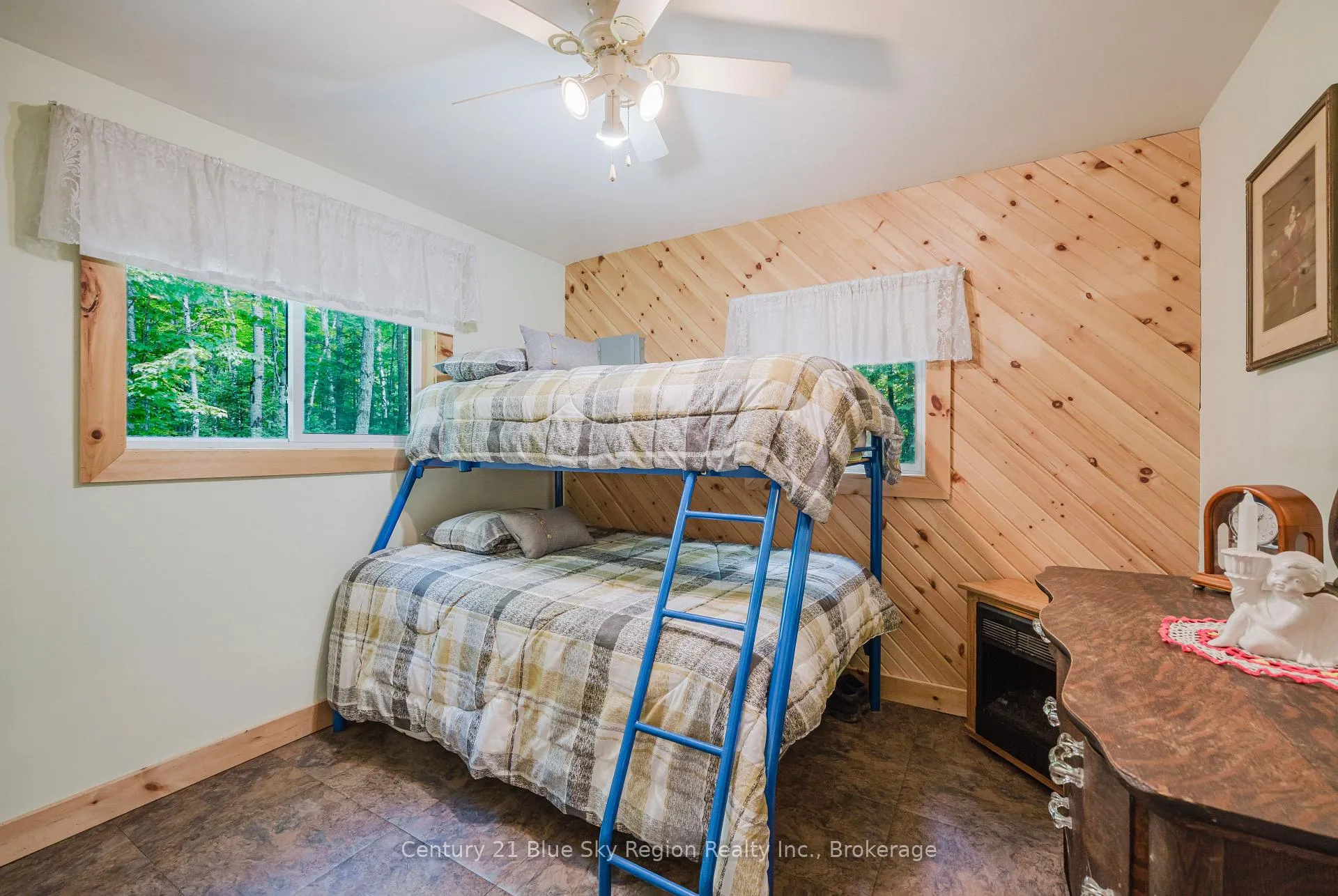 Photo 13 of 188 Grahamvale Road, Chisholm — HOMEH