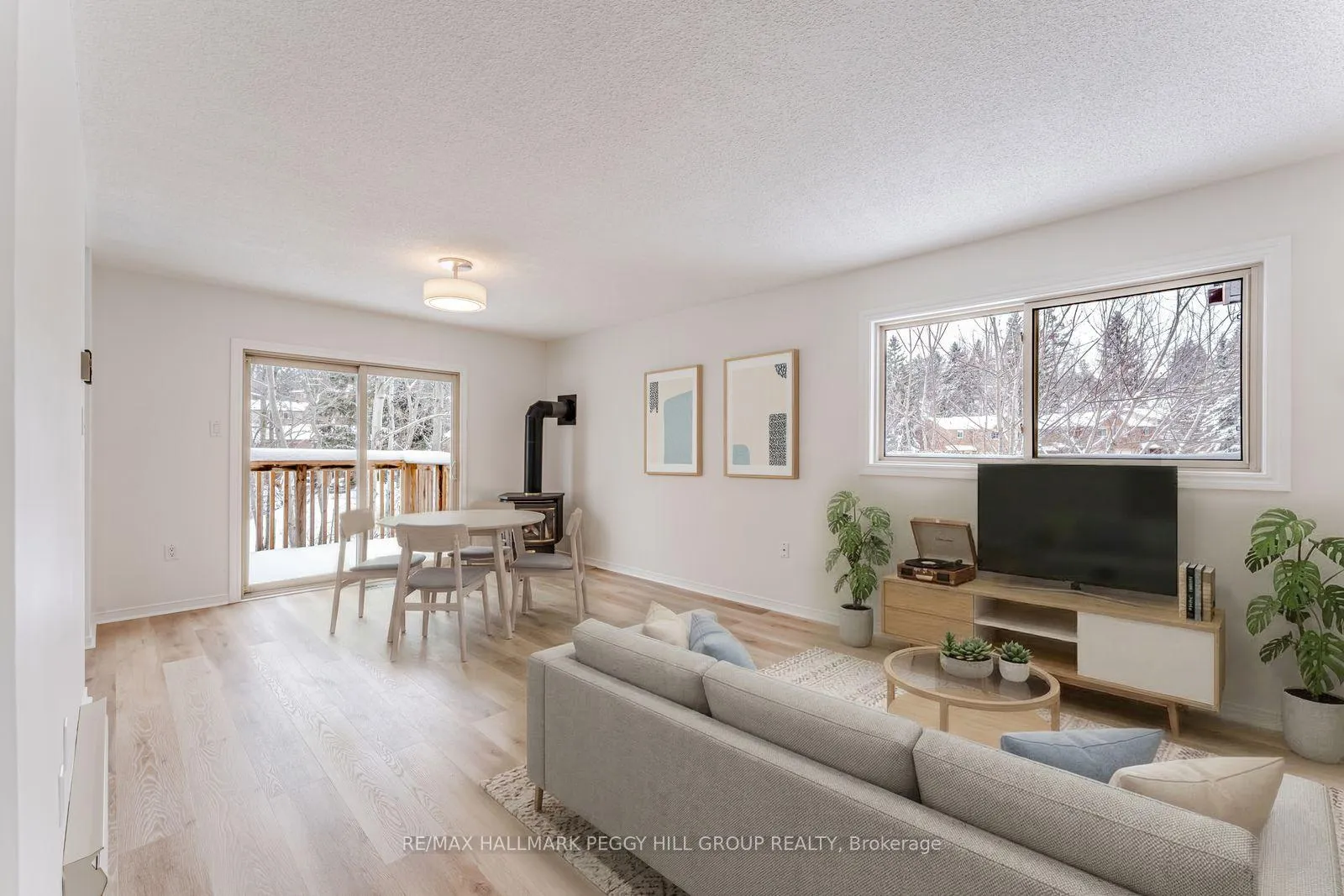 Photo 2 of Unit 7, 21 Evergreen Court, Barrie, Ardagh — HOMEH