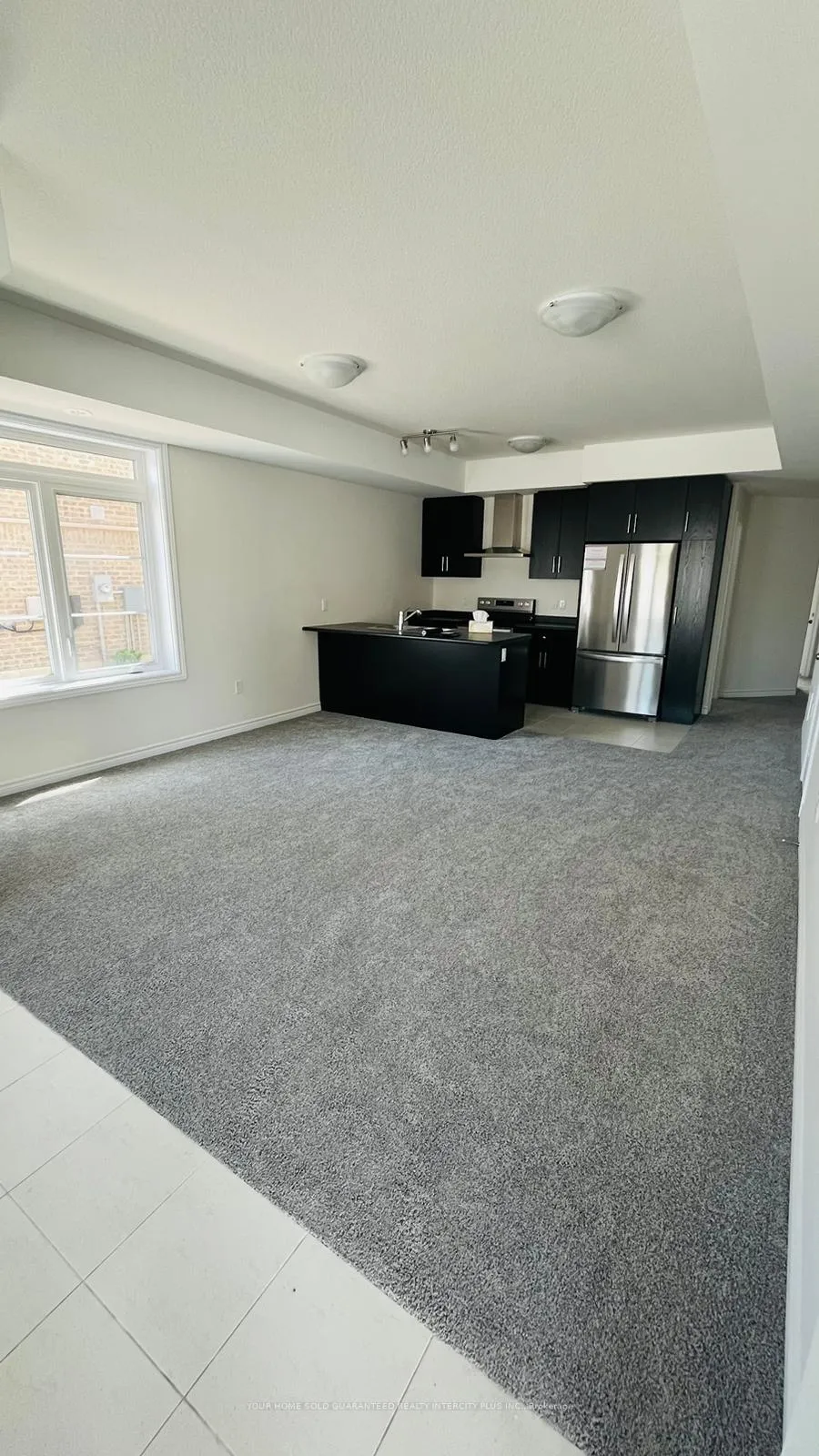 Photo 2 of 24 Lomond Lane, Kitchener, Huron Park — HOMEH