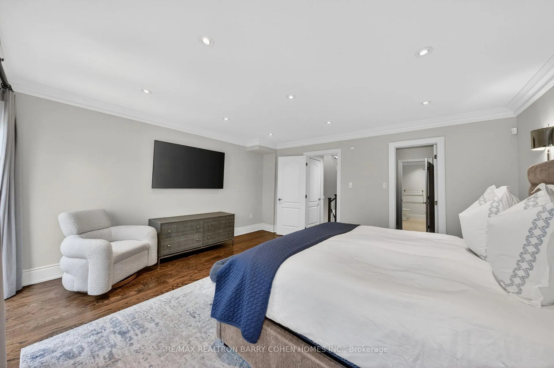 Photo 25 of 760b Avenue Road, Toronto, Forest Hill South — HOMEH