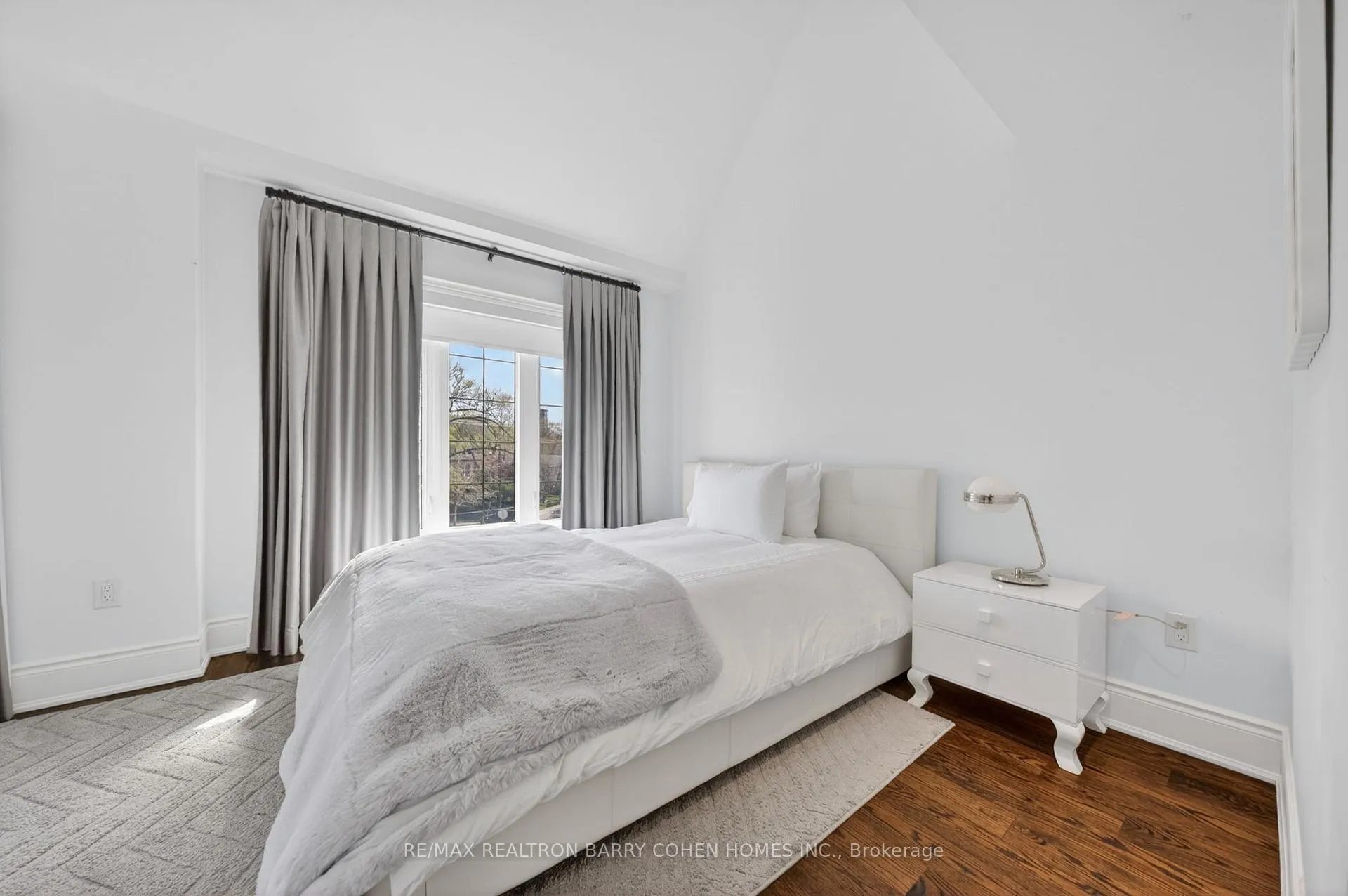 Photo 32 of 760b Avenue Road, Toronto, Forest Hill South — HOMEH
