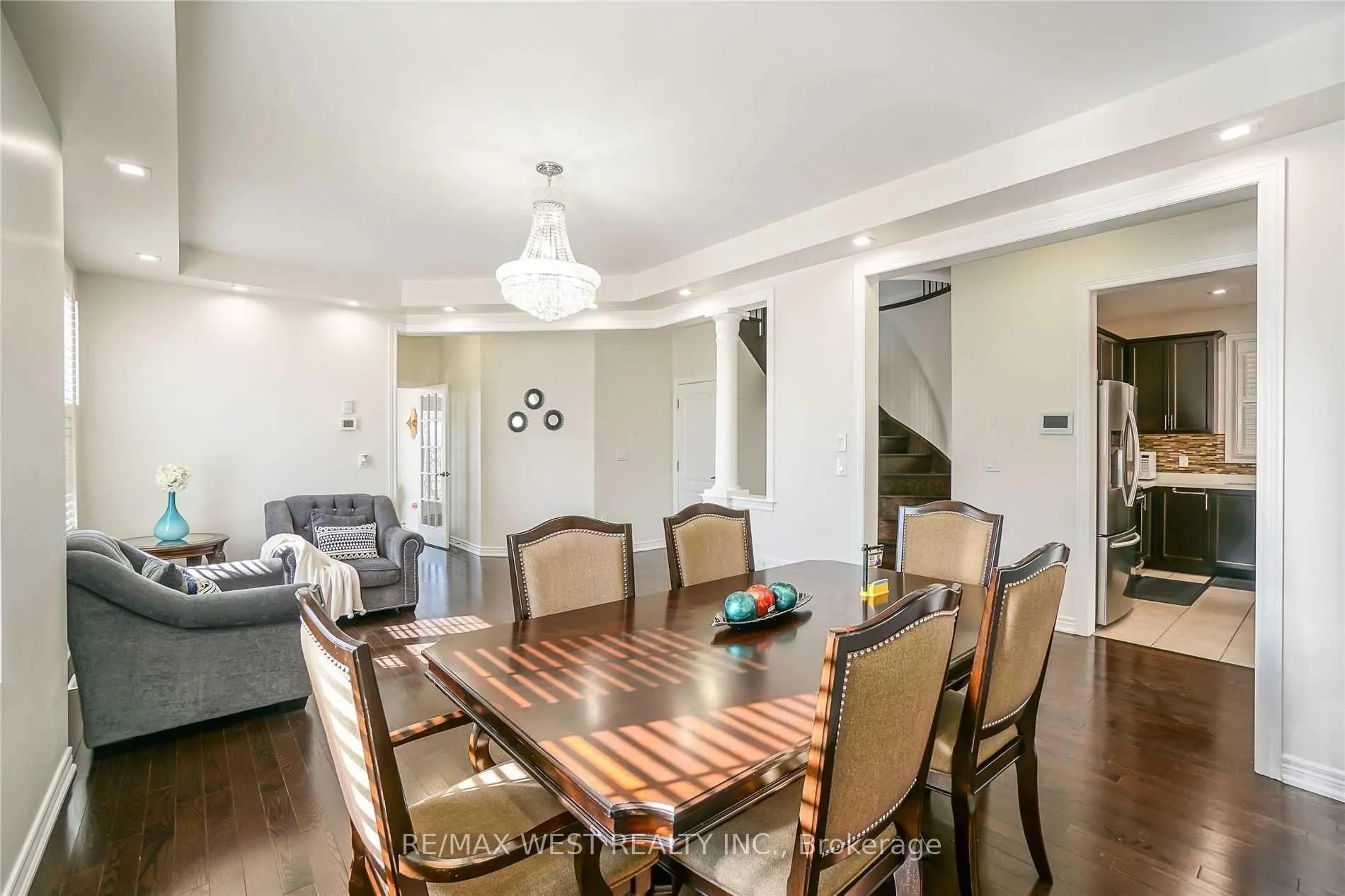 Photo 8 of 13 Parity Road, Brampton, Credit Valley — HOMEH