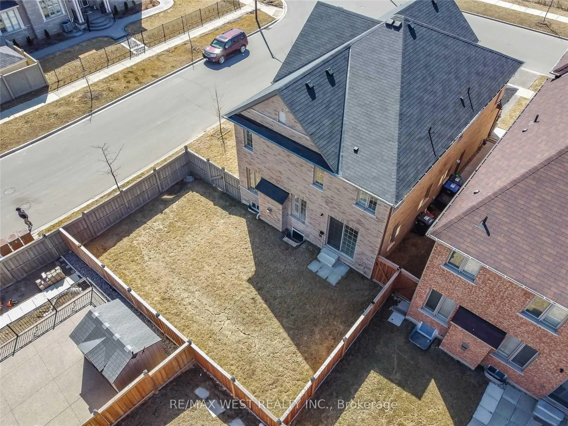 Photo 32 of 13 Parity Road, Brampton, Credit Valley — HOMEH
