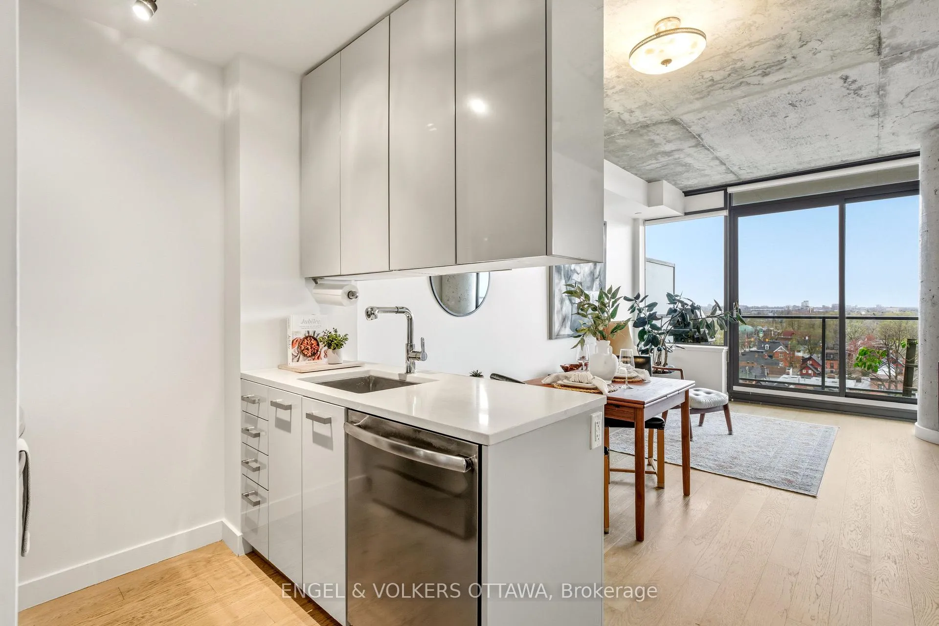 Photo 6 of Unit 1004, 224 Lyon Street N, Ottawa, Ottawa Centre — HOMEH