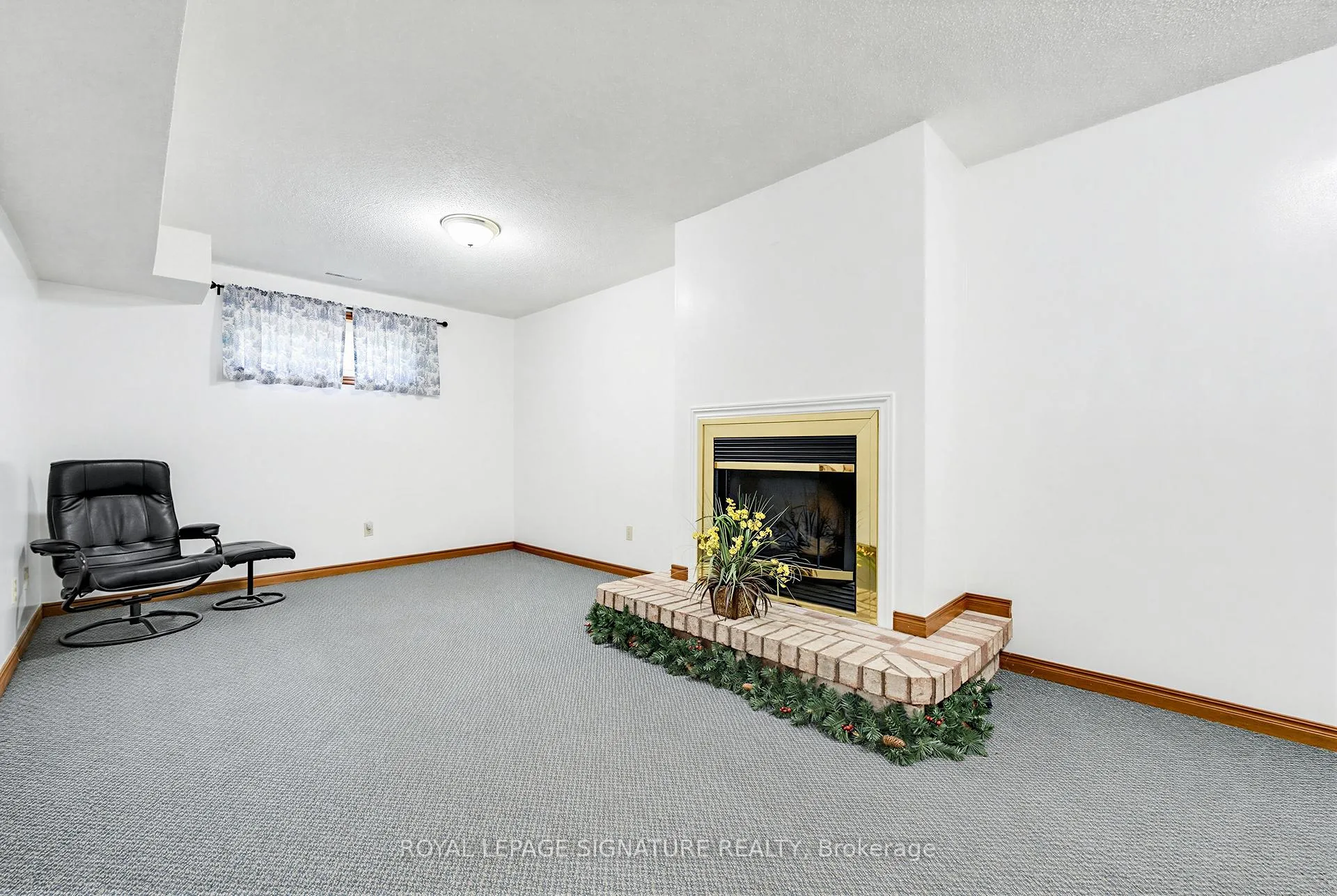 Photo 26 of 20 McFeeters Crescent, Clarington, Bowmanville — HOMEH