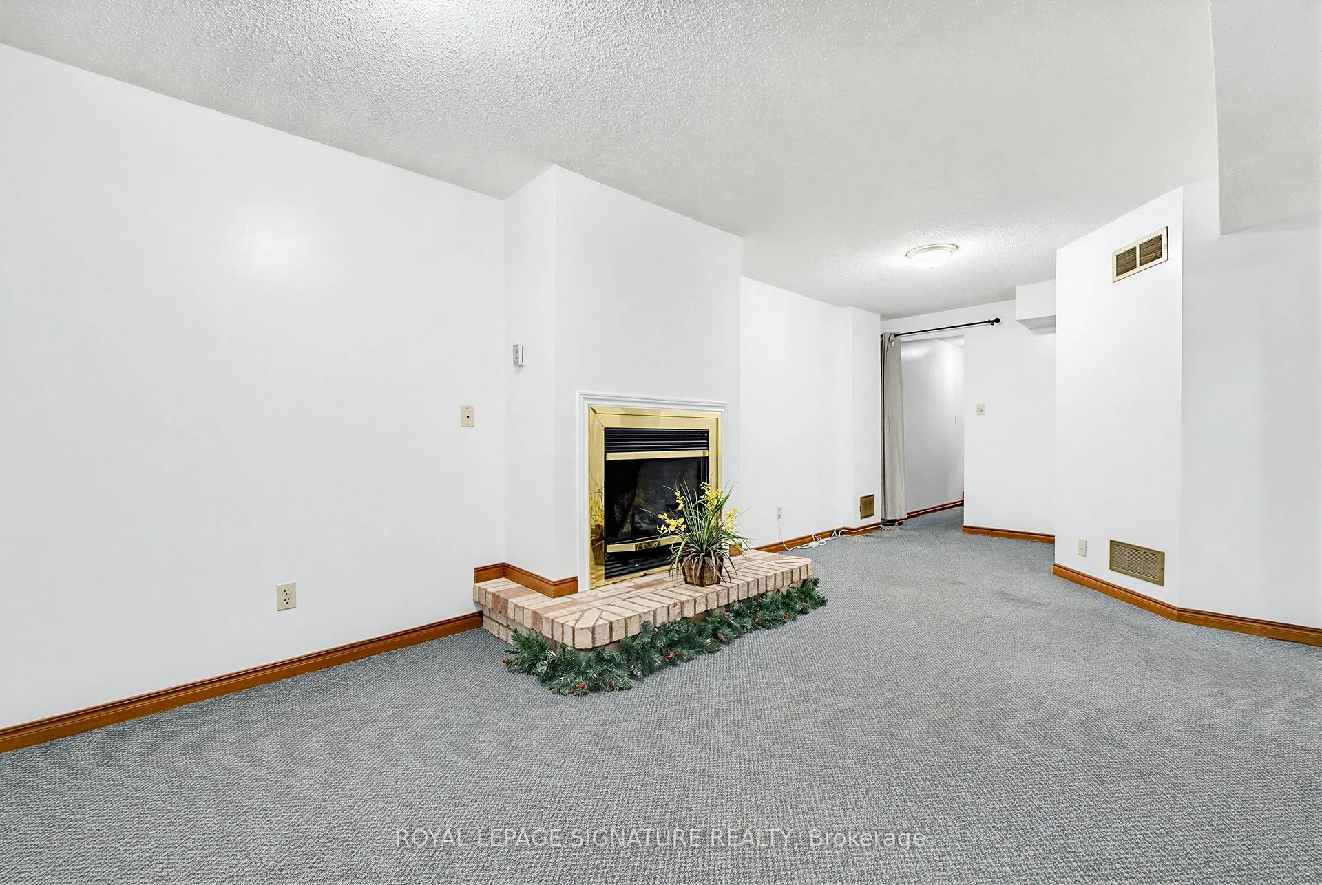 Photo 28 of 20 McFeeters Crescent, Clarington, Bowmanville — HOMEH