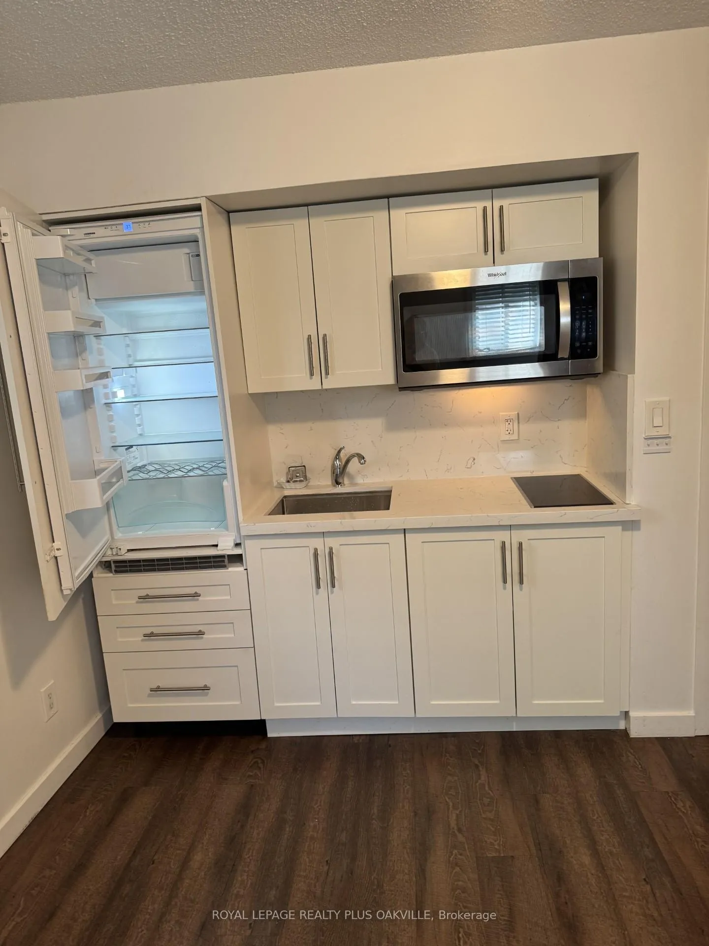 Photo 2 of Unit 6, 564 Lyons Lane, Oakville, Queen Elizabeth — HOMEH