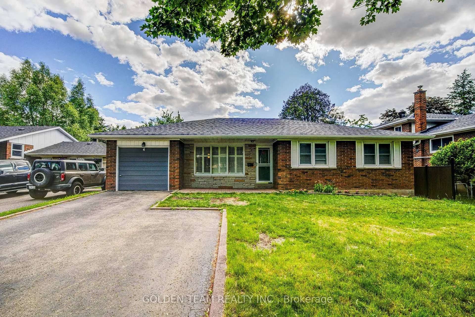Photo 1 of 4 Valleycrest Avenue, Markham, Bullock — HOMEH